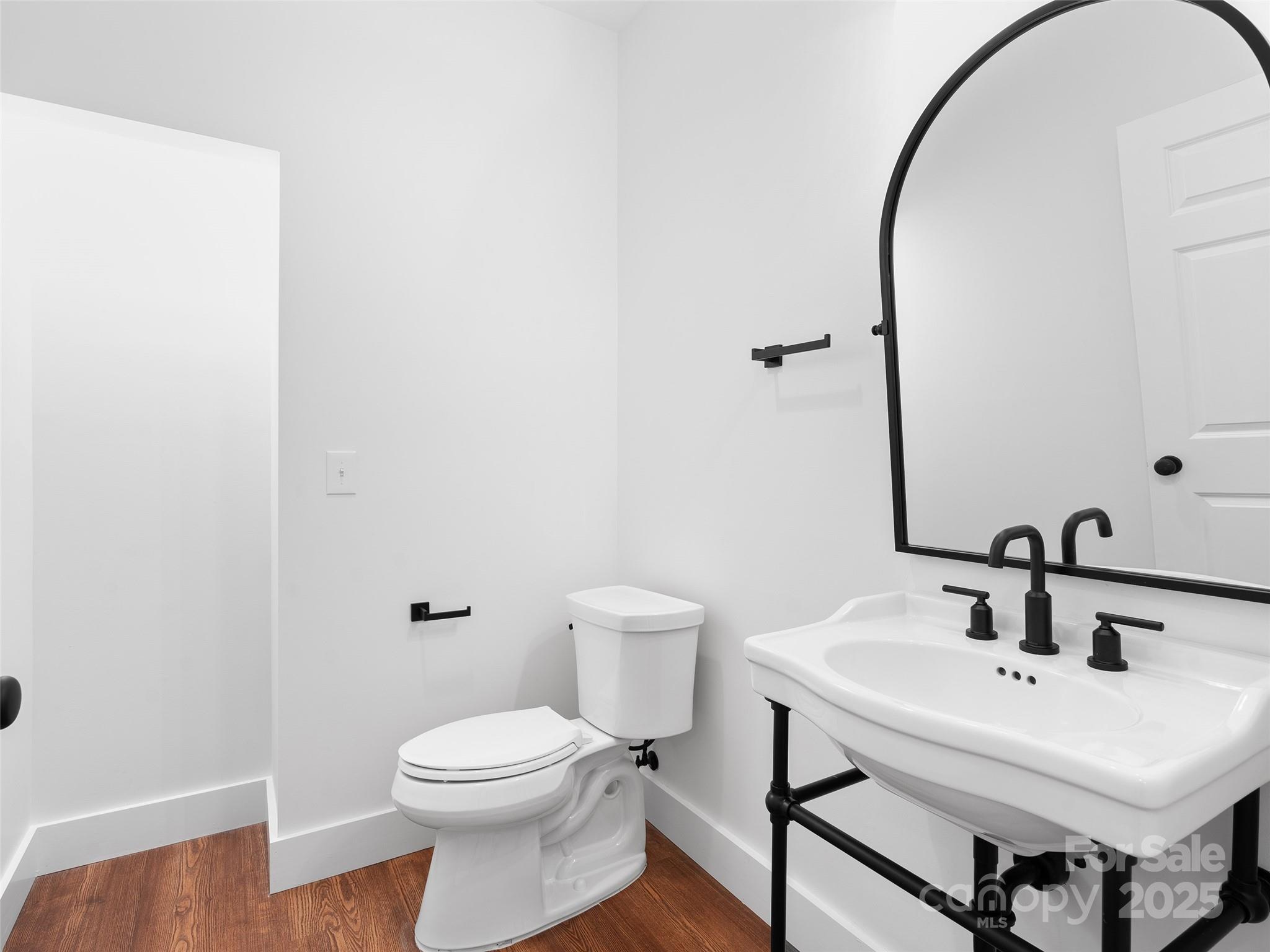 15 Riemar Lane Property Photo 29