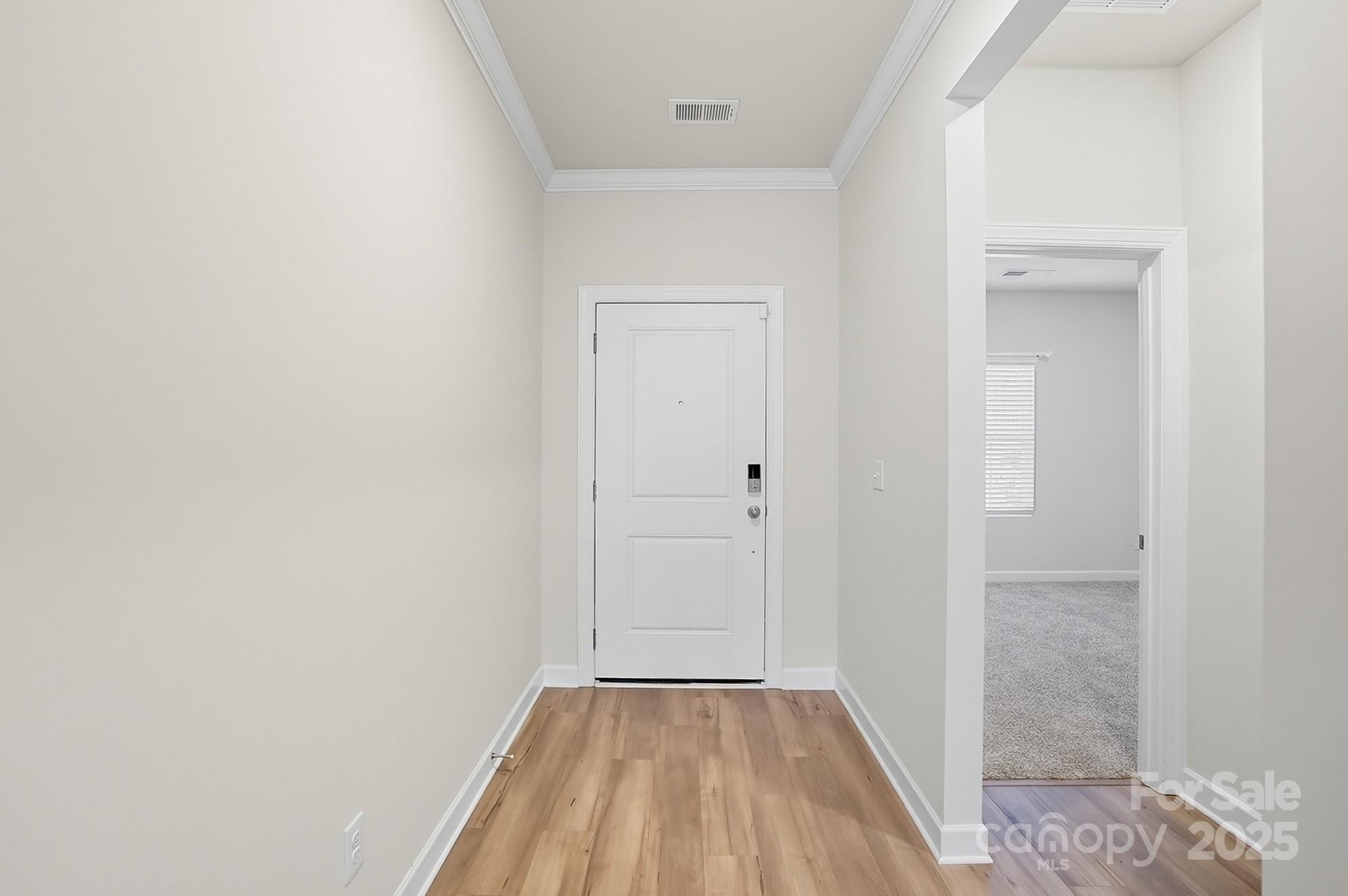 1020 Alicante Avenue Property Photo 4