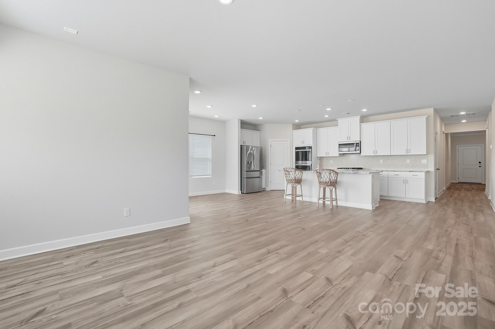 1020 Alicante Avenue Property Photo 9