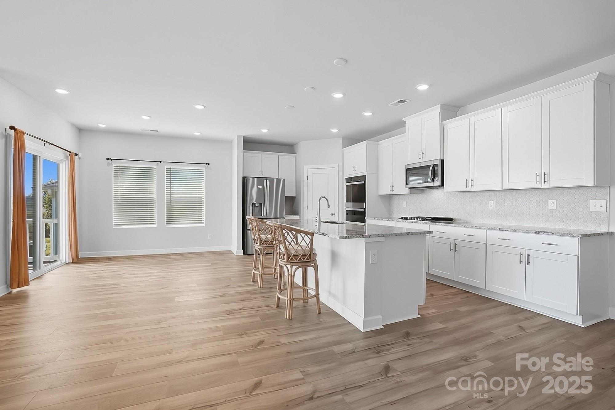 1020 Alicante Avenue Property Photo 11