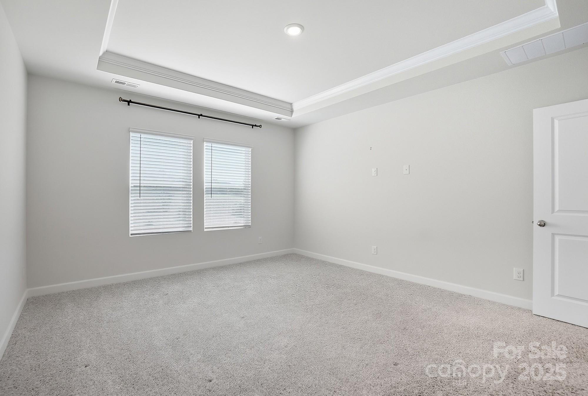 1020 Alicante Avenue Property Photo 20