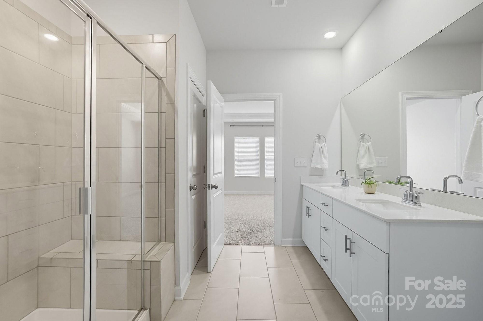 1020 Alicante Avenue Property Photo 23