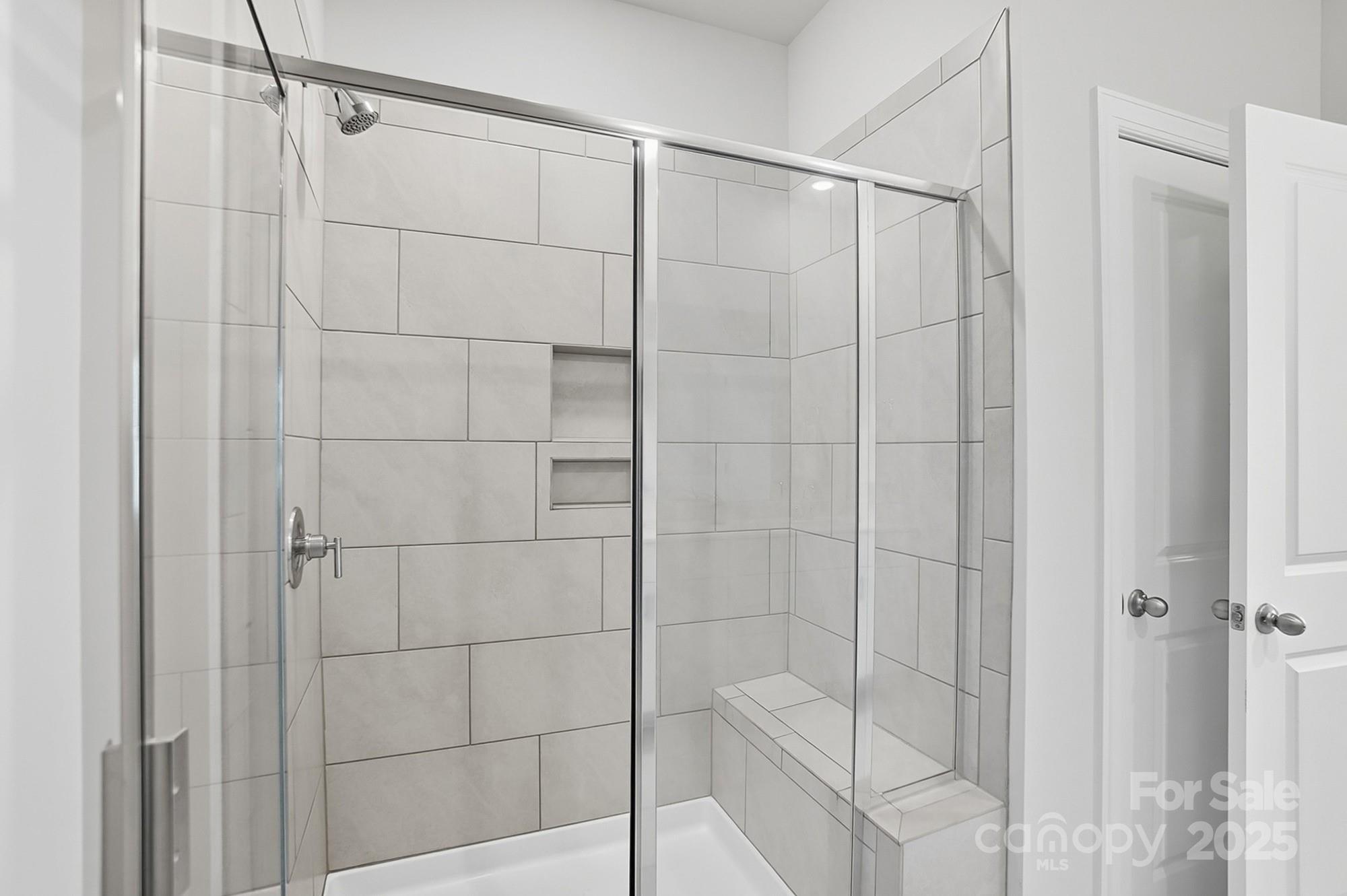 1020 Alicante Avenue Property Photo 24