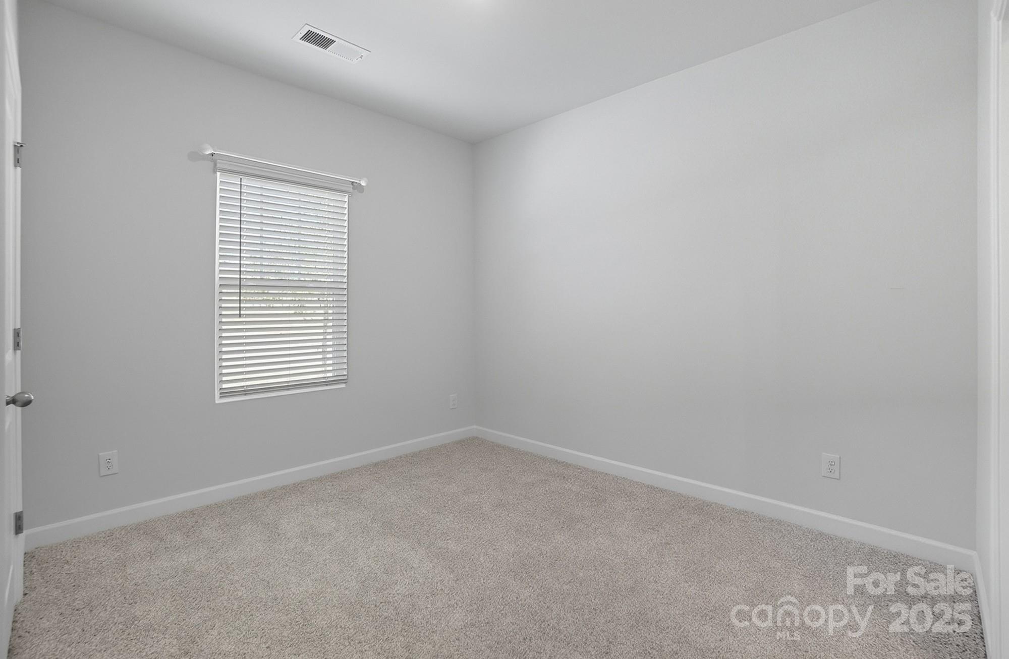 1020 Alicante Avenue Property Photo 28