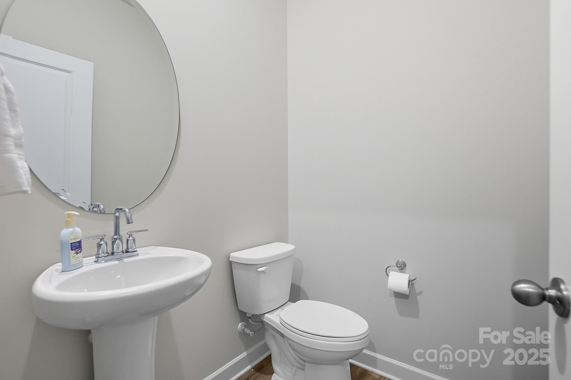 1020 Alicante Avenue Property Photo 38