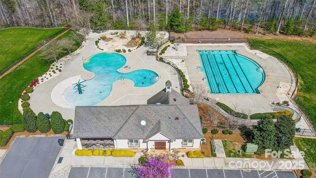 1020 Alicante Avenue Property Photo 45