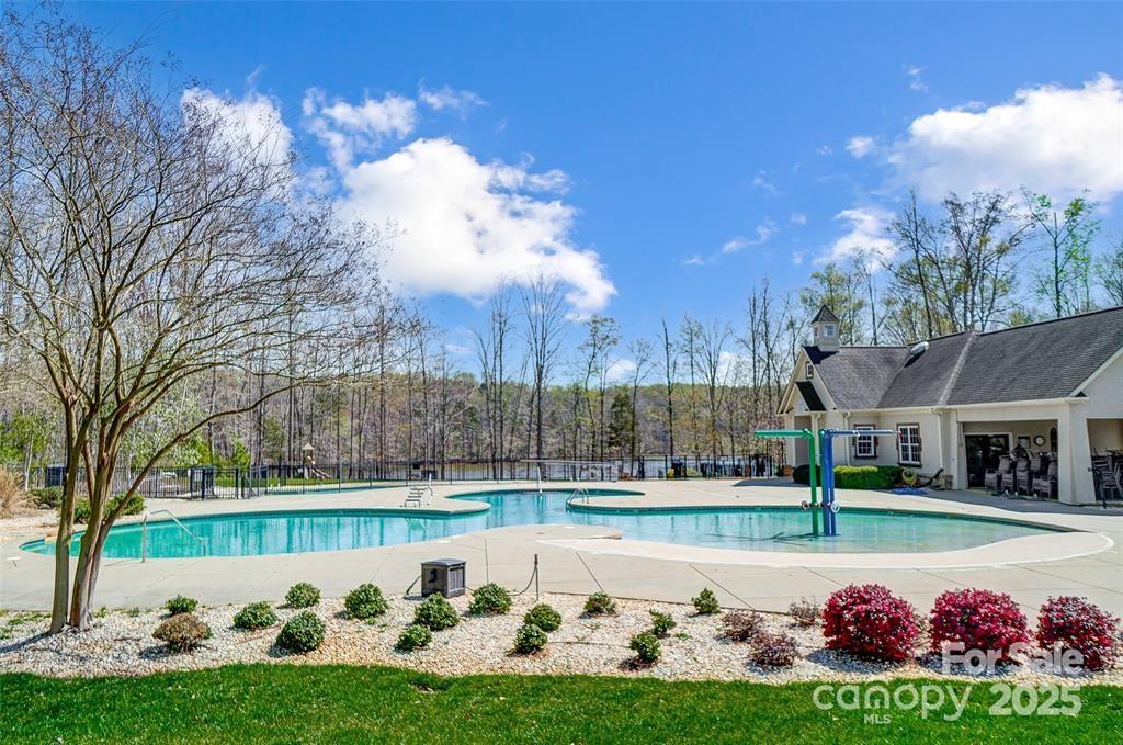 1020 Alicante Avenue Property Photo 46