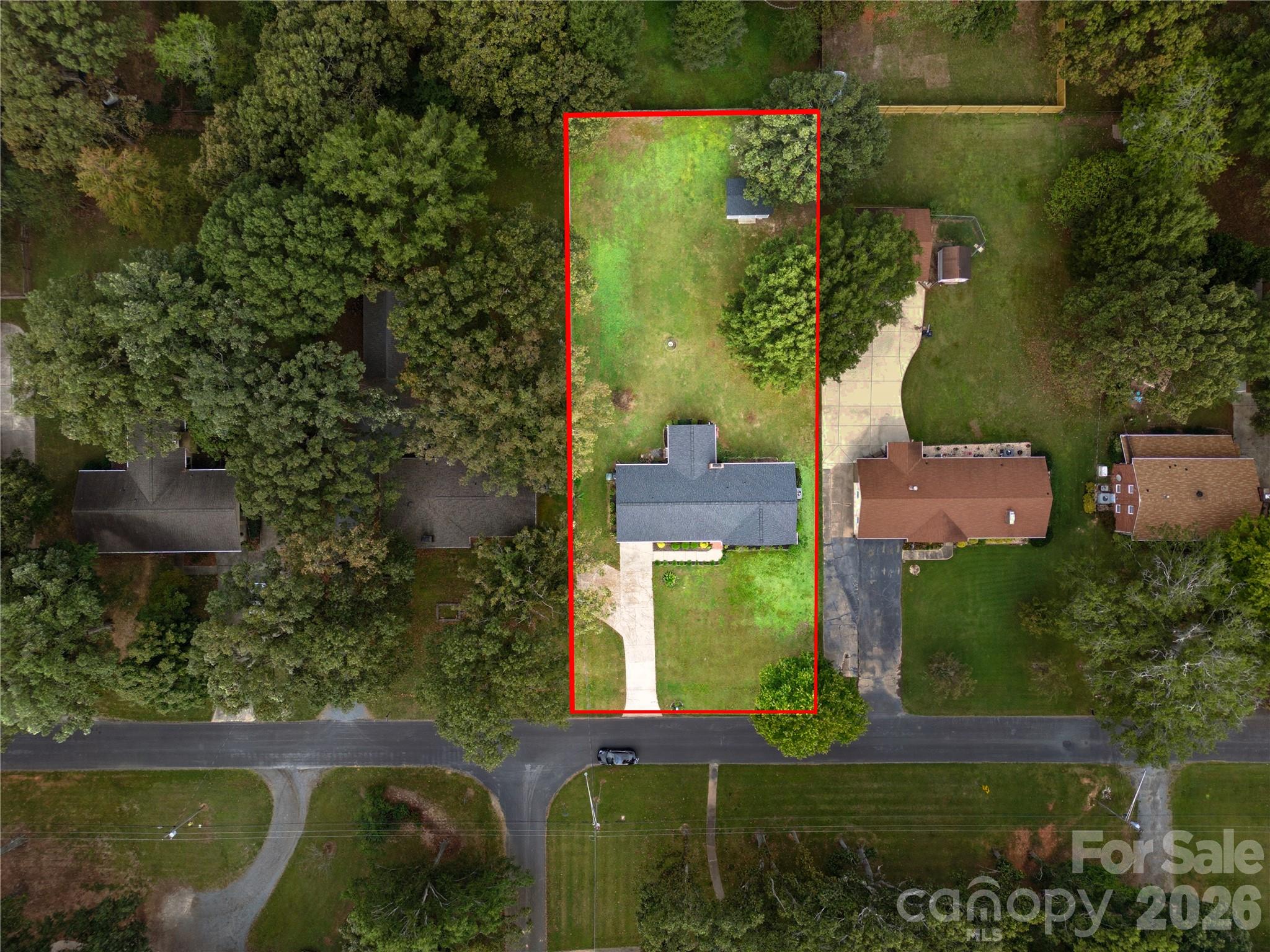 2101 Shady Lane Property Photo 4