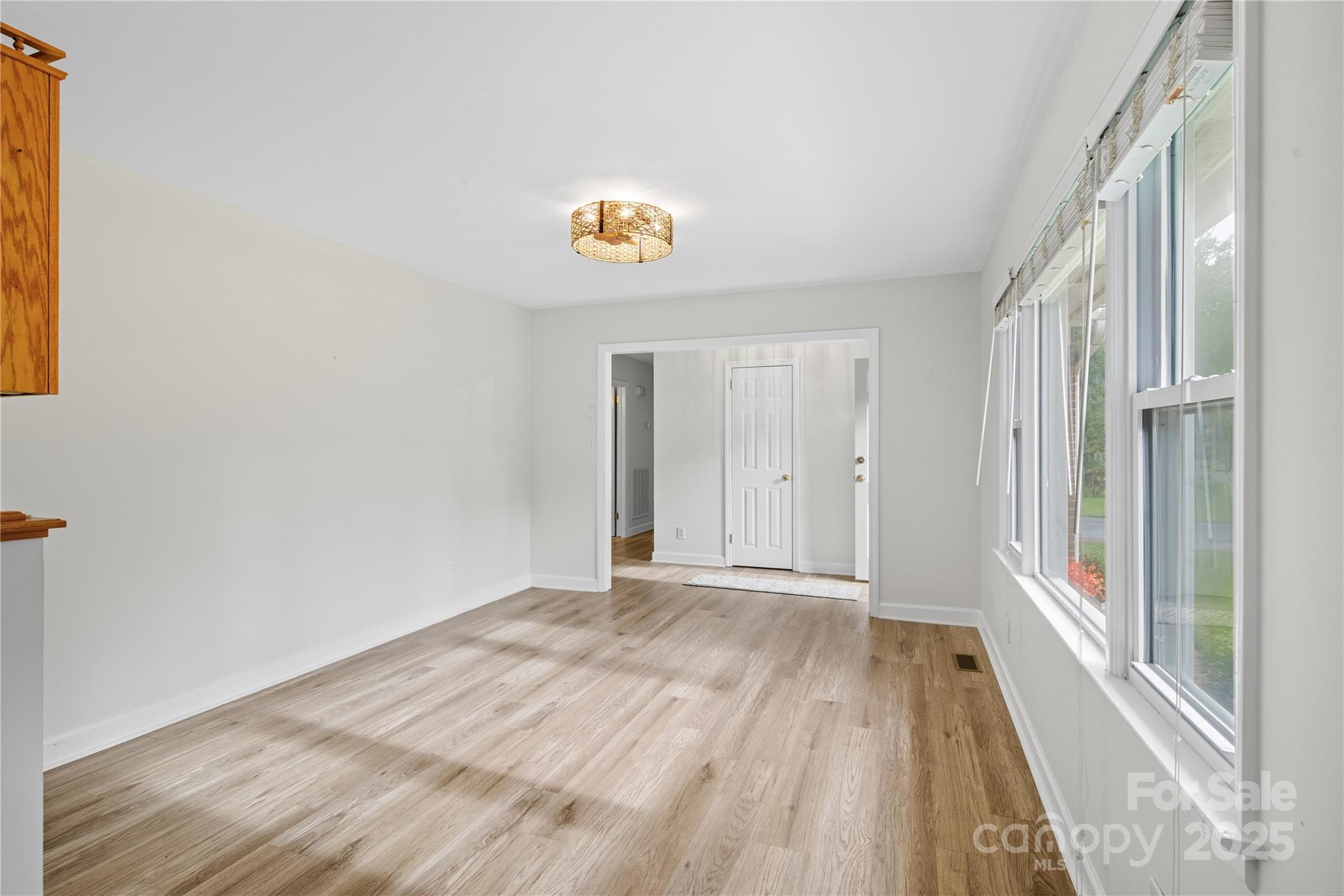 2101 Shady Lane Property Photo 15