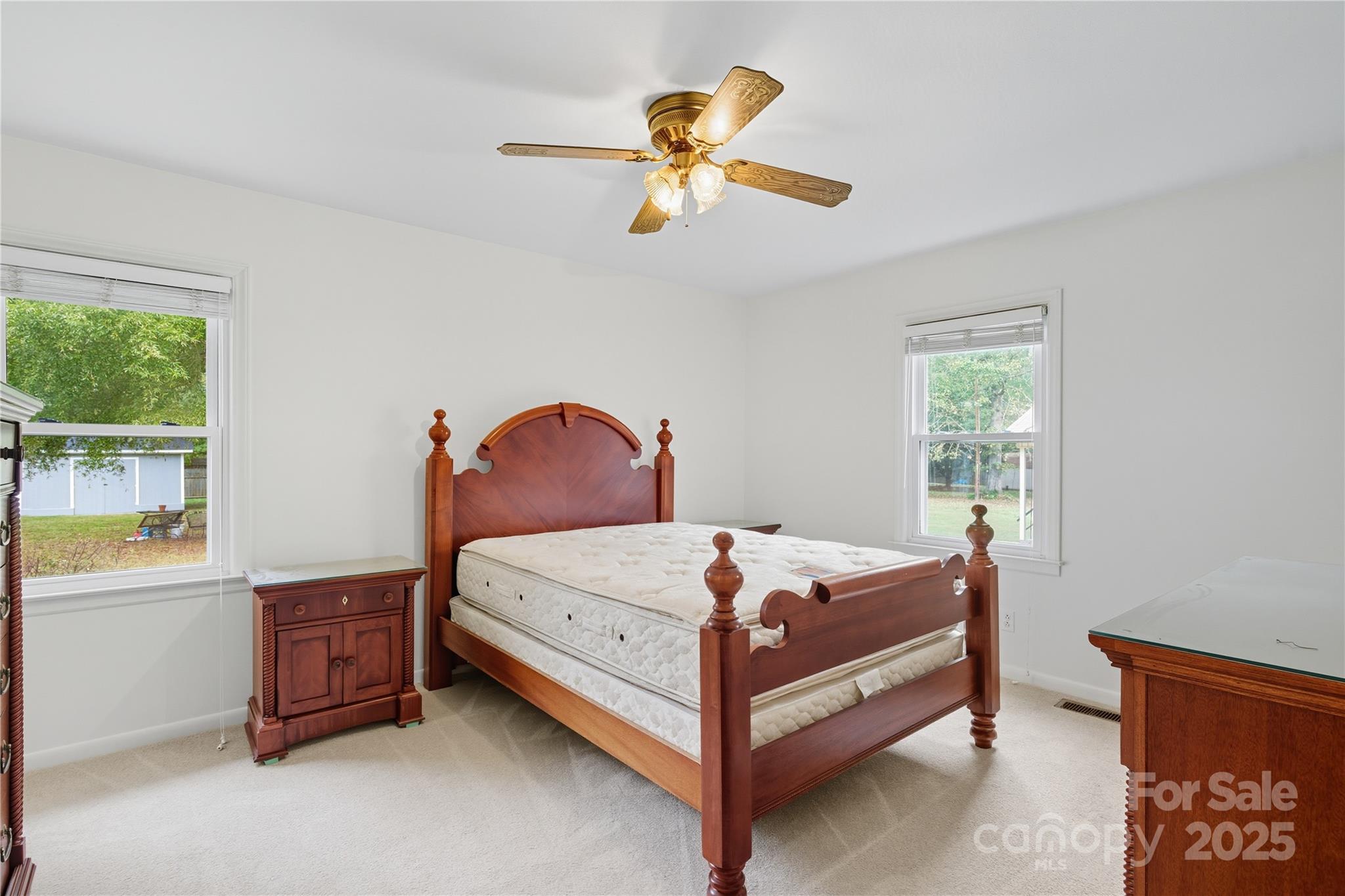 2101 Shady Lane Property Photo 20