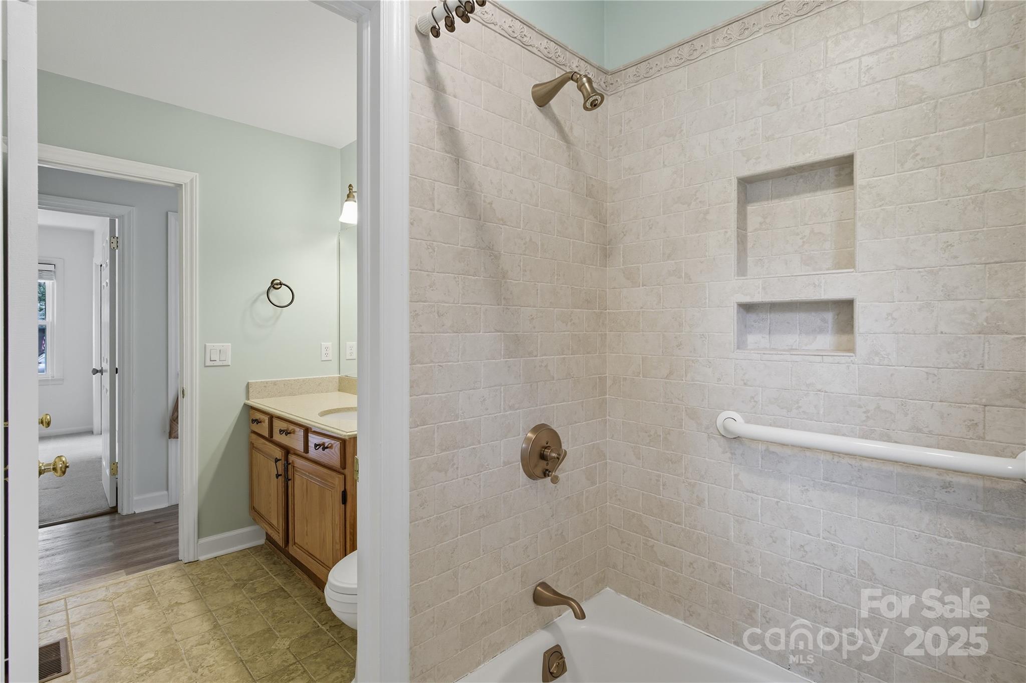 2101 Shady Lane Property Photo 25