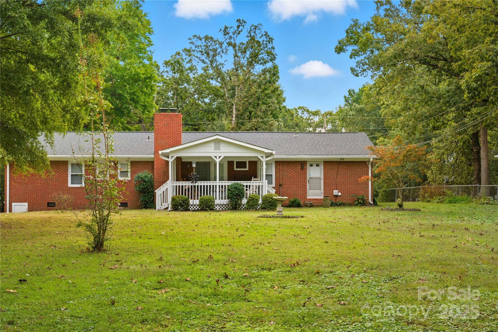 2101 Shady Lane Property Photo 35
