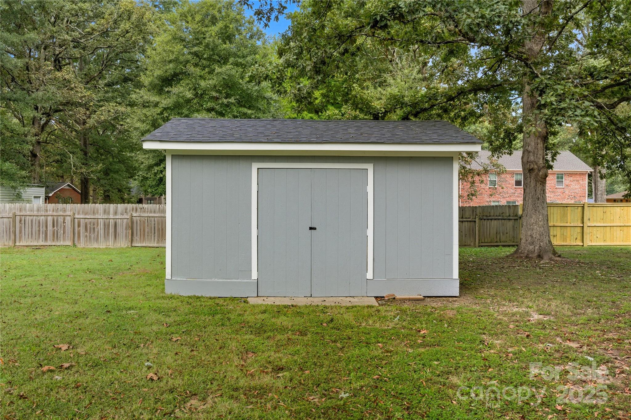 2101 Shady Lane Property Photo 36