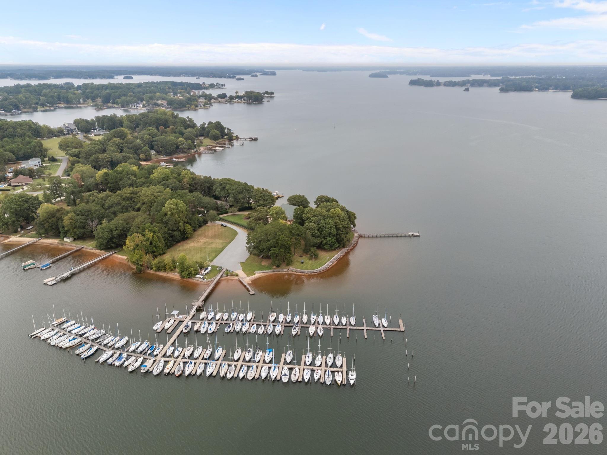 1887 Yacht Club Drive Property Photo 1