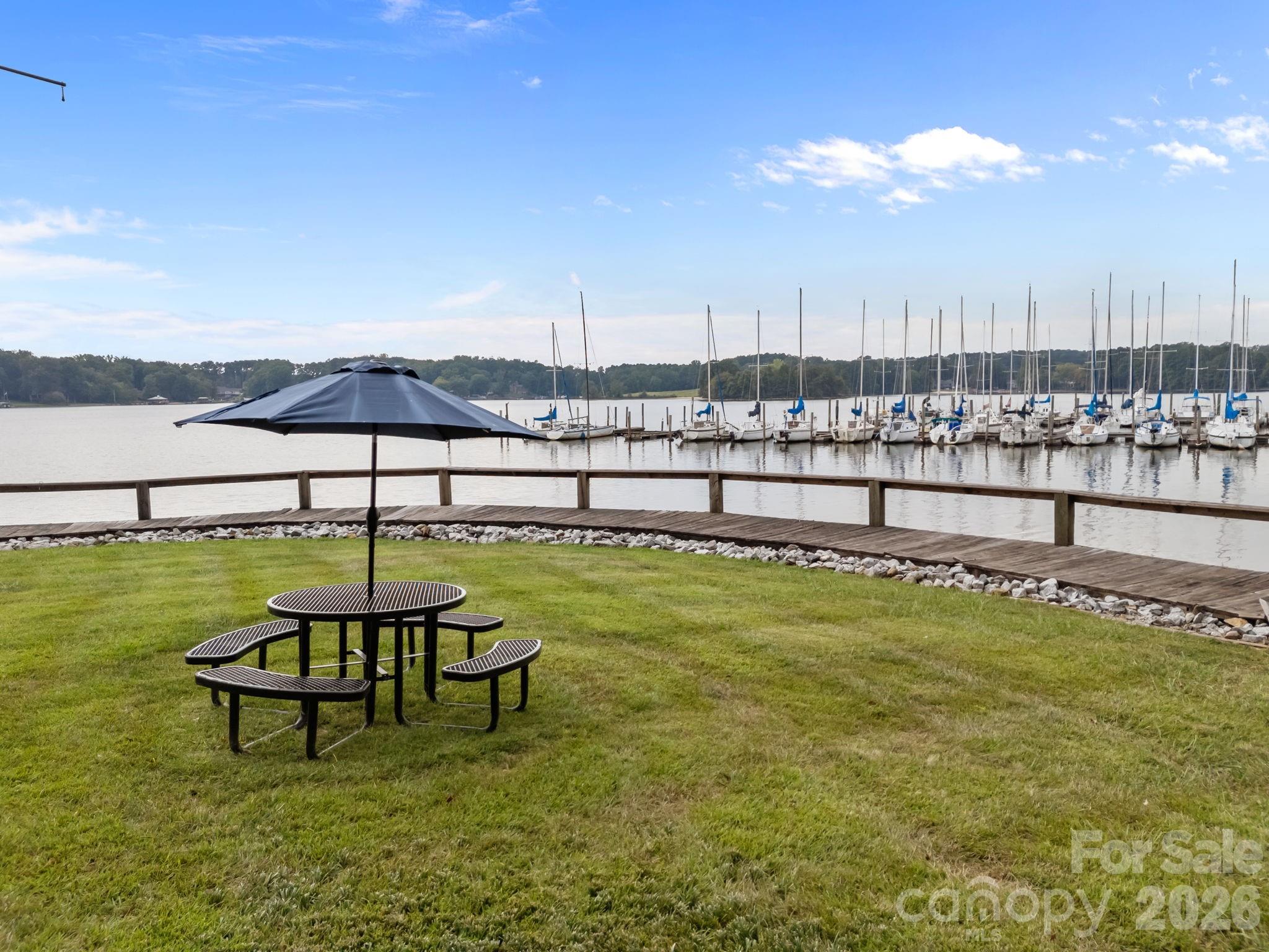 1887 Yacht Club Drive Property Photo 8