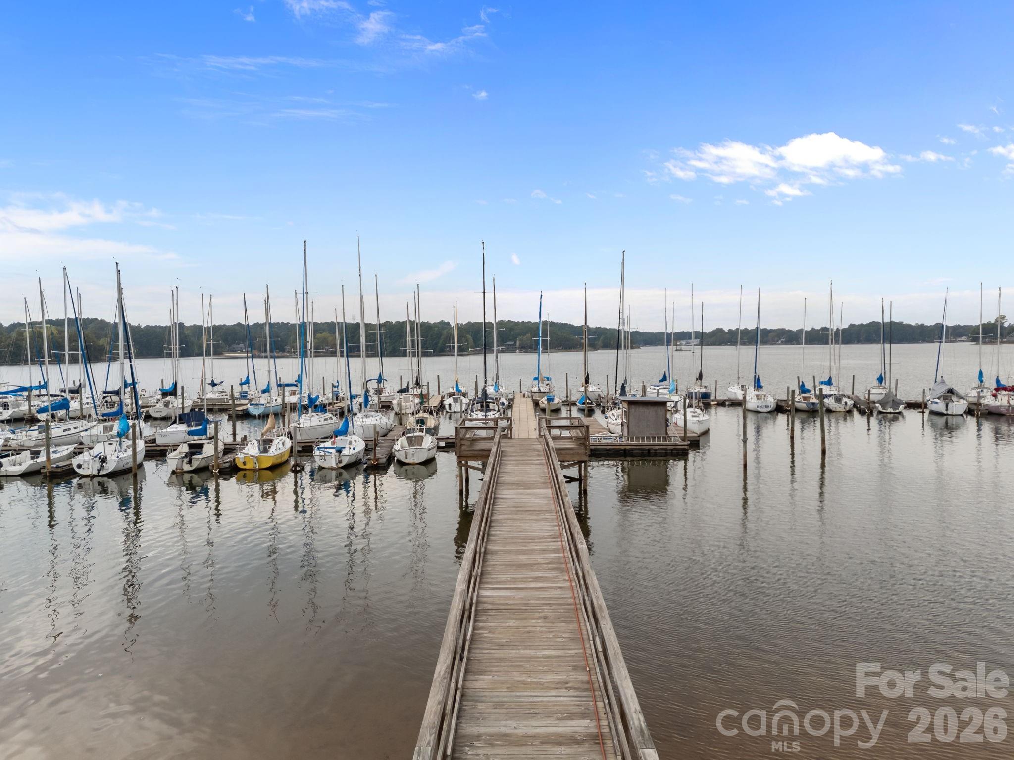 1887 Yacht Club Drive Property Photo 9