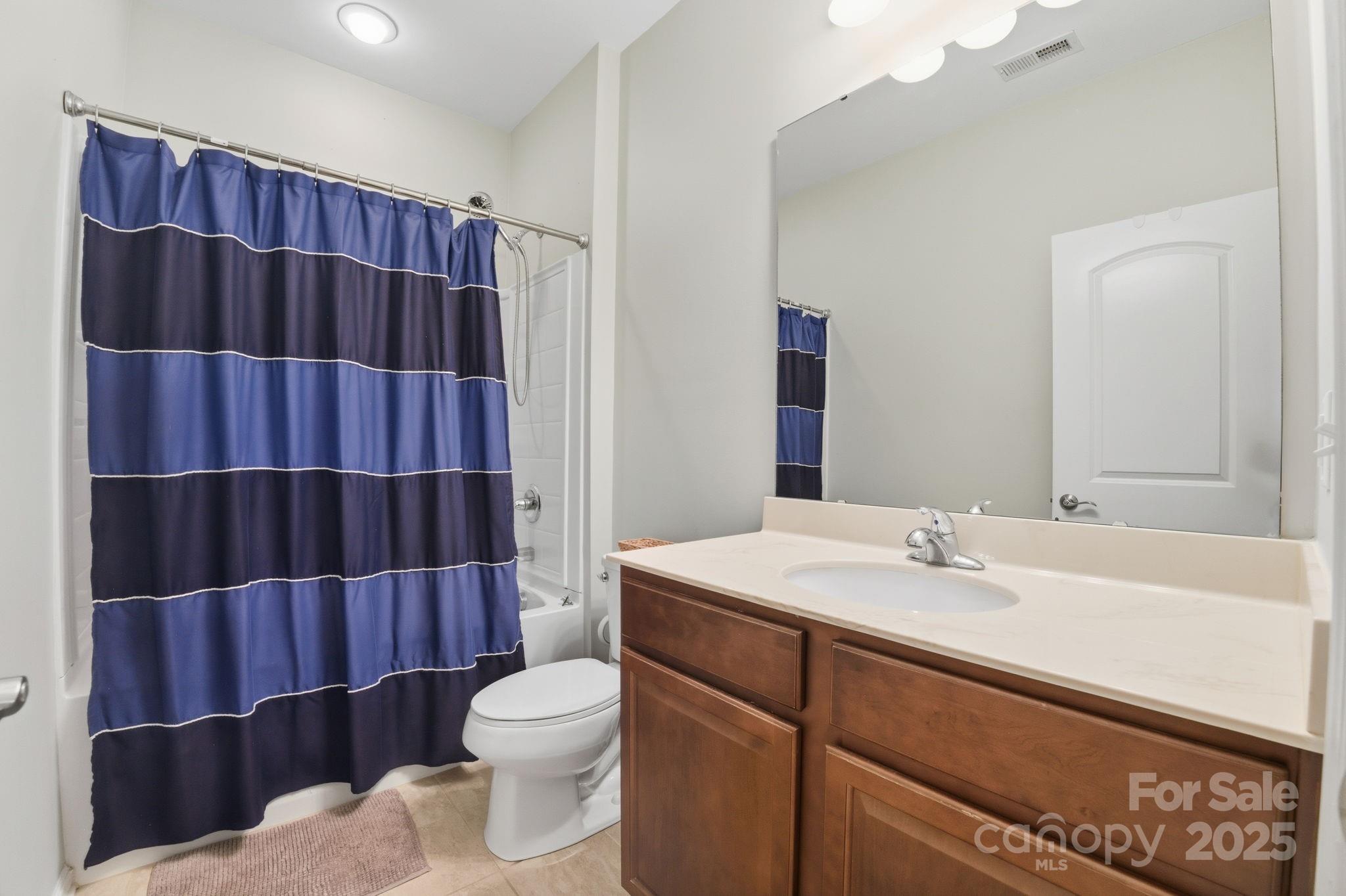 9655 Camberley Avenue Property Photo 18