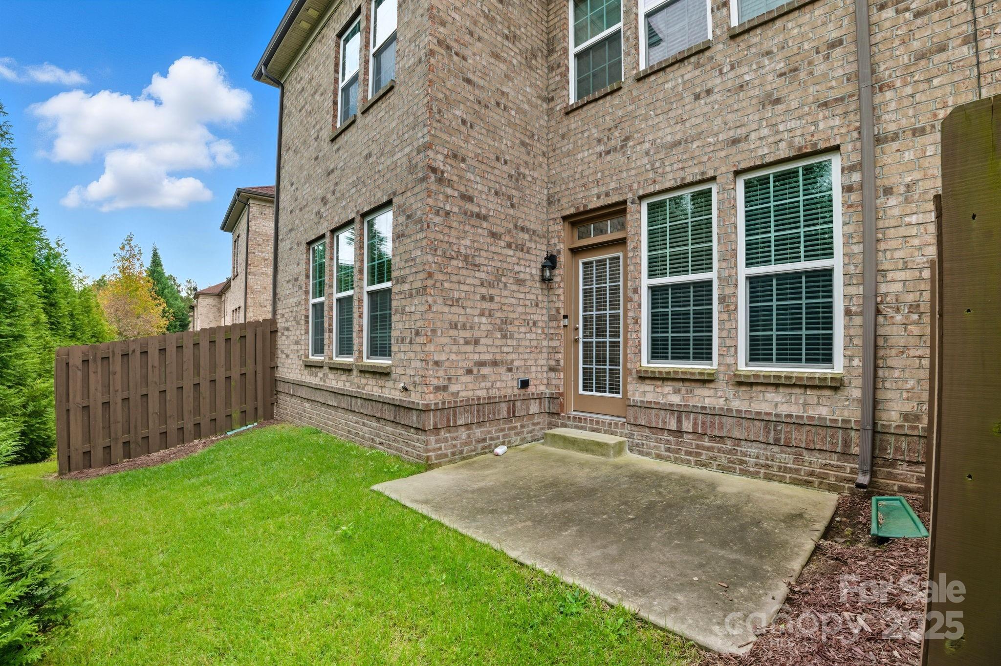 9655 Camberley Avenue Property Photo 21