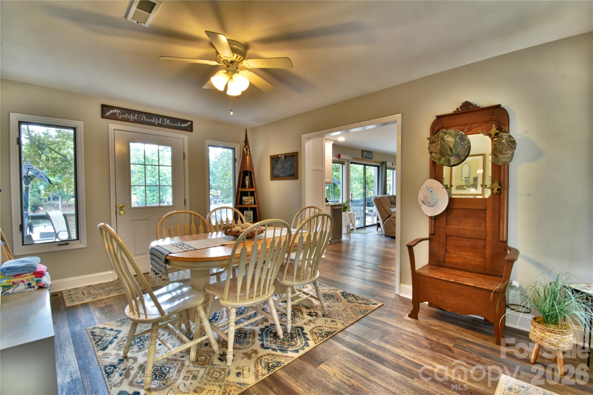 117 Sunrise Point Property Photo 18