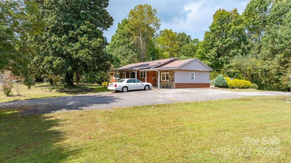 489 Ned Mcgimsey Road Property Photo 2