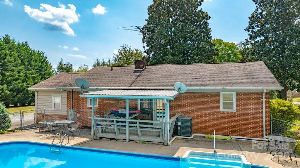 489 Ned Mcgimsey Road Property Photo 15