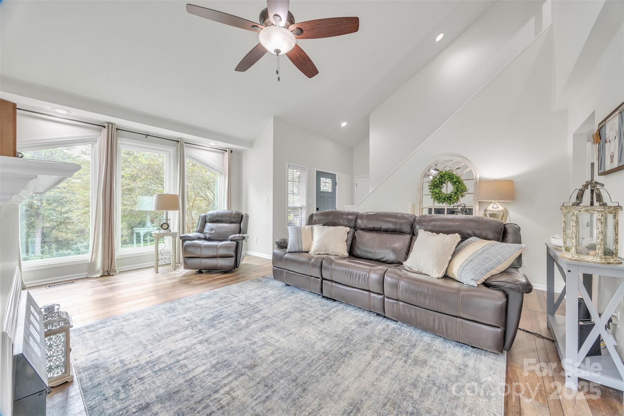 86 Sharon Valley Drive Property Photo 8