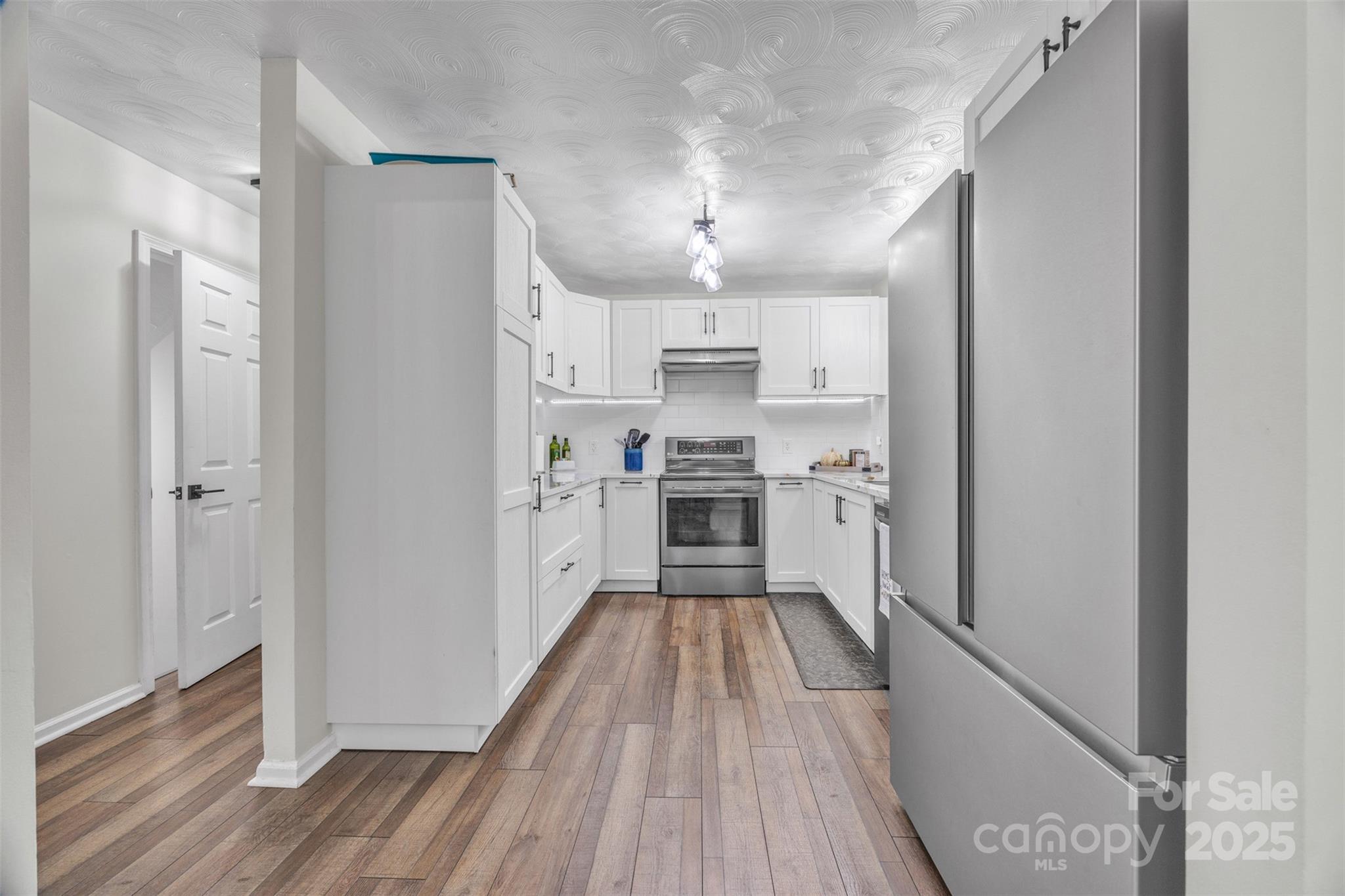 86 Sharon Valley Drive Property Photo 16