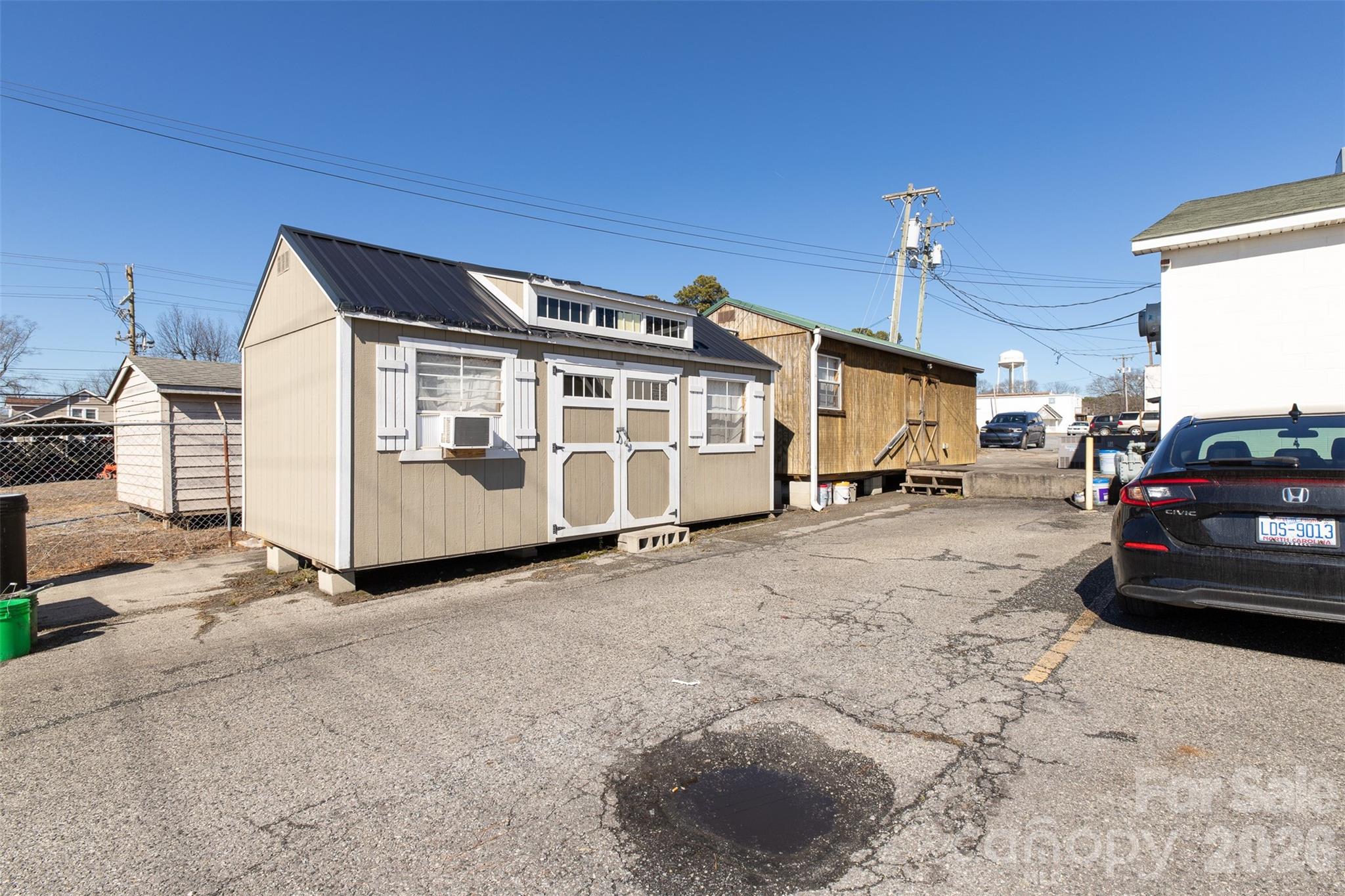 218 S Main Street Property Photo 12