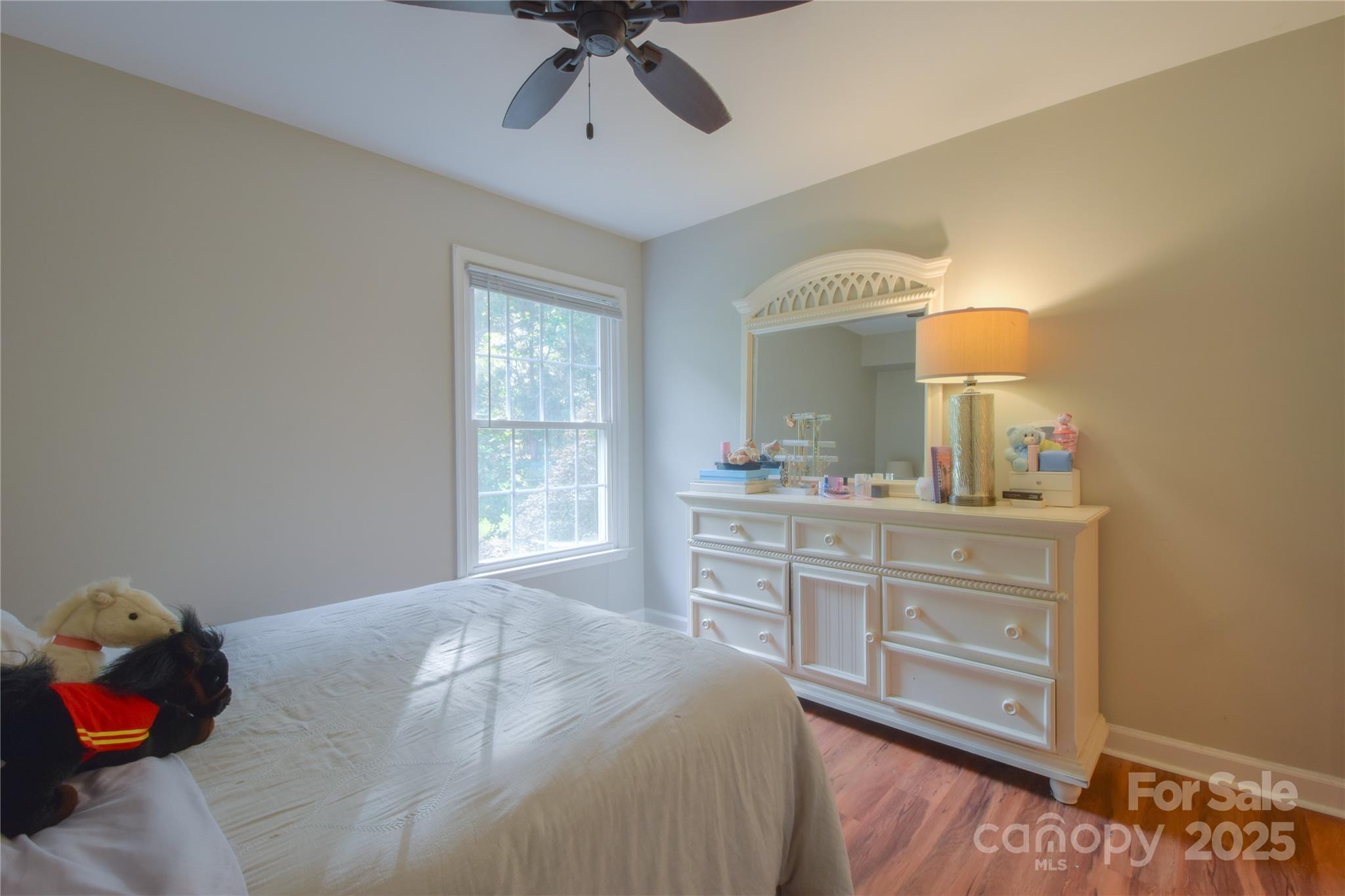 8333 Meadow Lakes Drive Property Photo 15