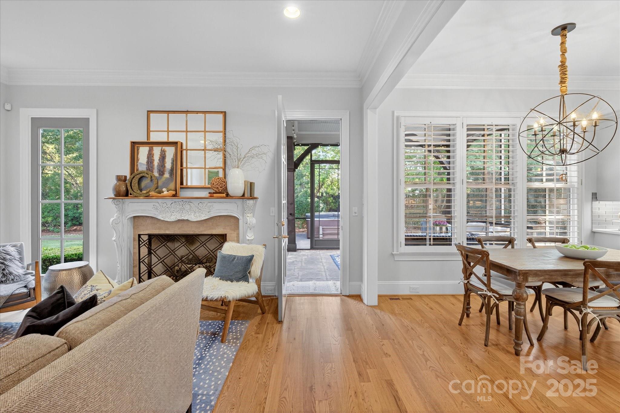 7911 Pemswood Street Property Photo 15