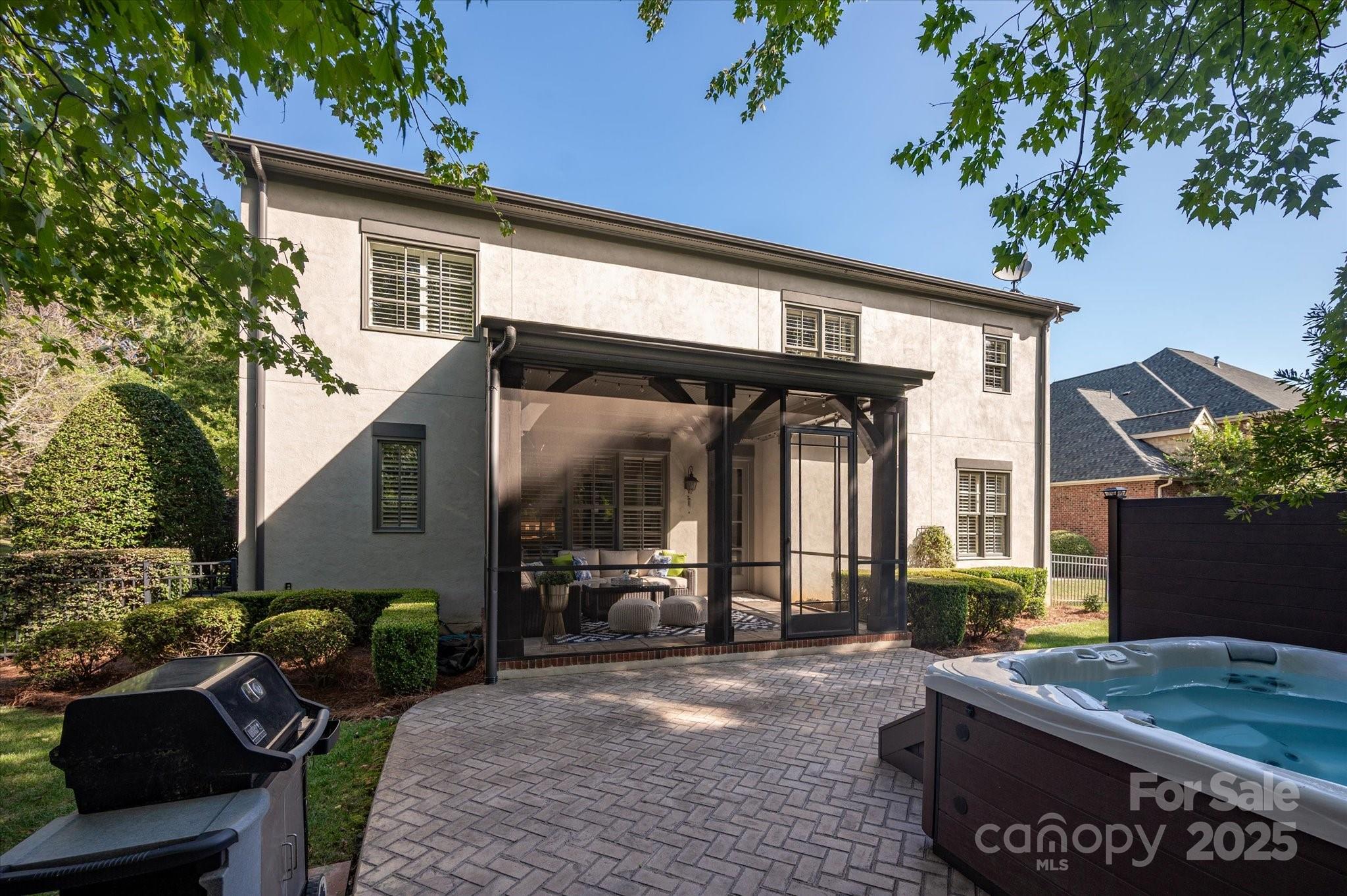 7911 Pemswood Street Property Photo 36