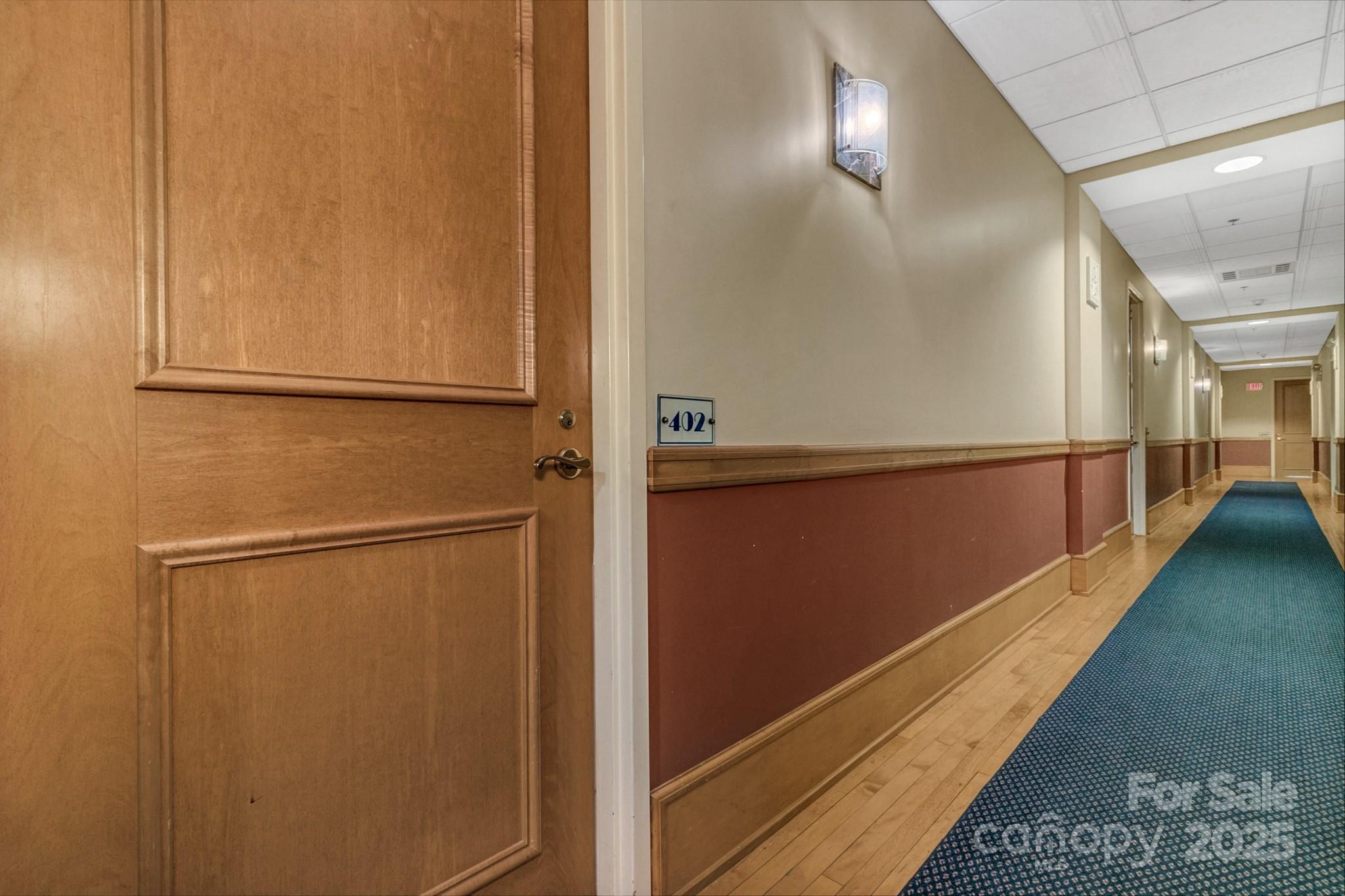 59 College Street 402 Property Photo 5