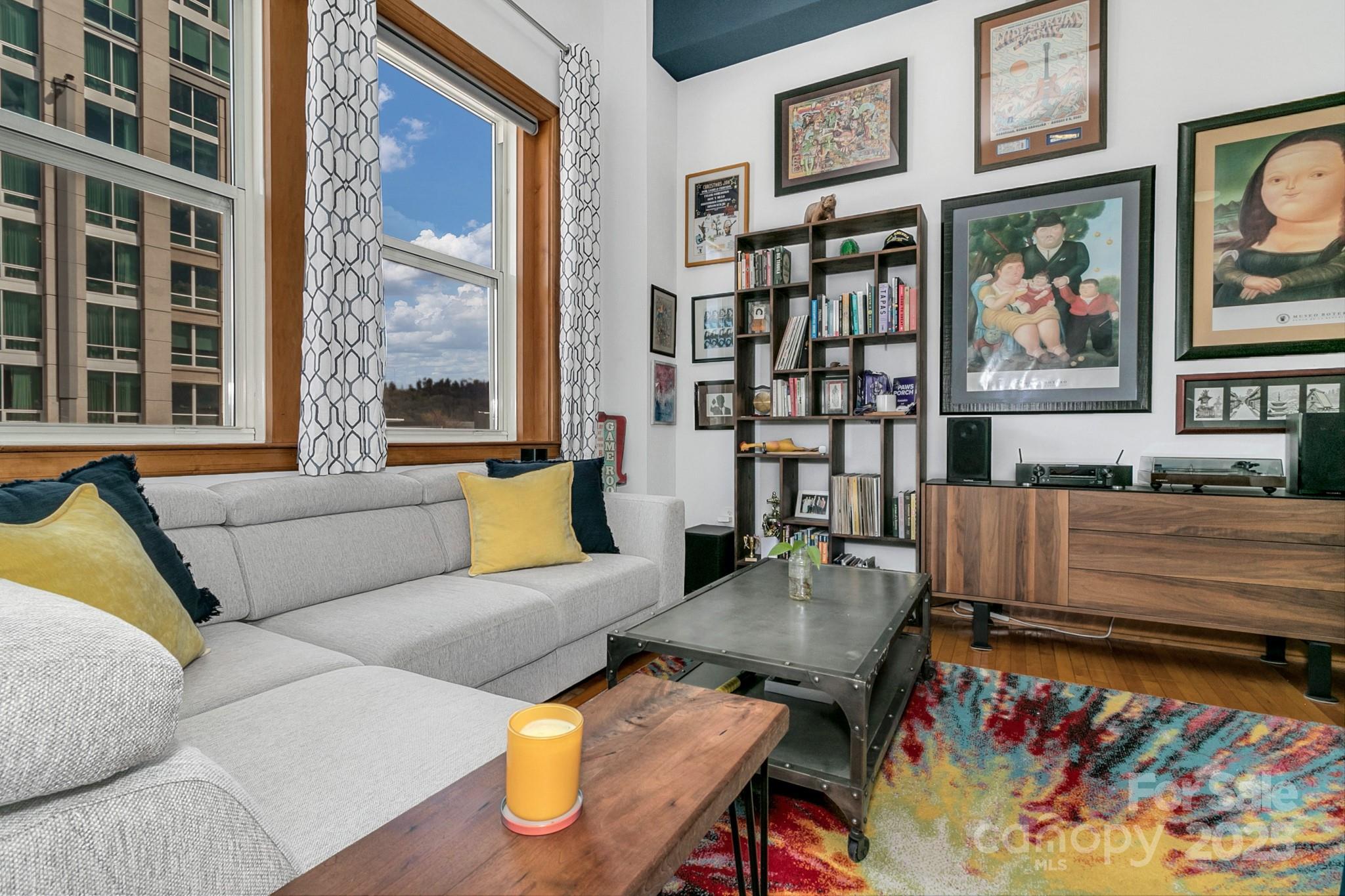 59 College Street 402 Property Photo 16