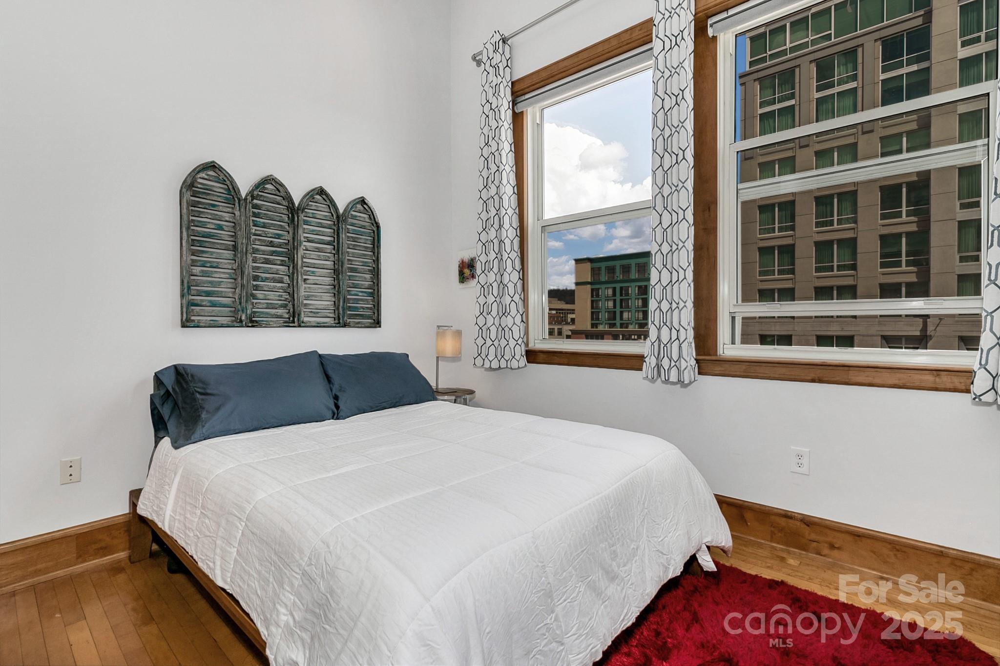 59 College Street 402 Property Photo 20