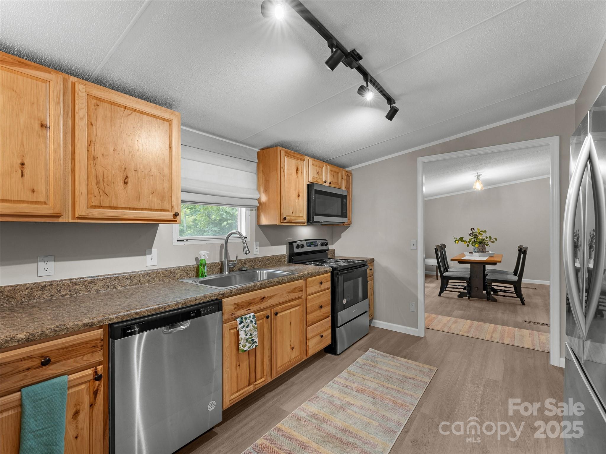 25 Overbrook Drive Property Photo 10