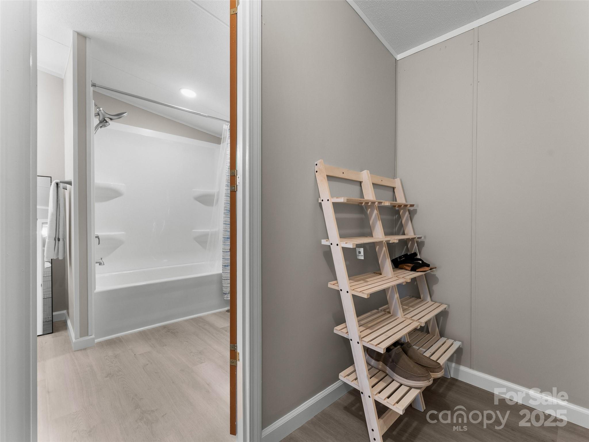 25 Overbrook Drive Property Photo 21