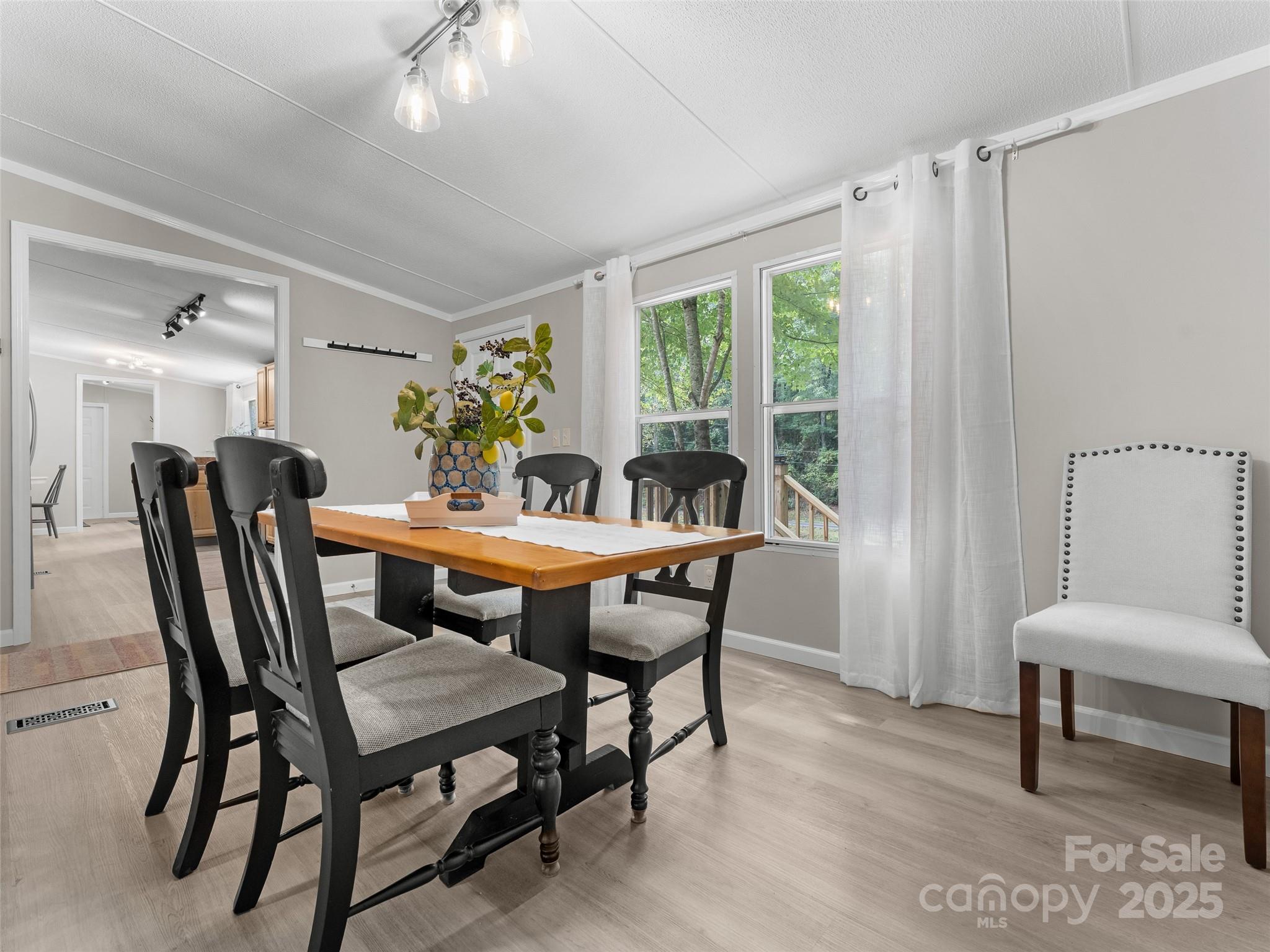 25 Overbrook Drive Property Photo 23