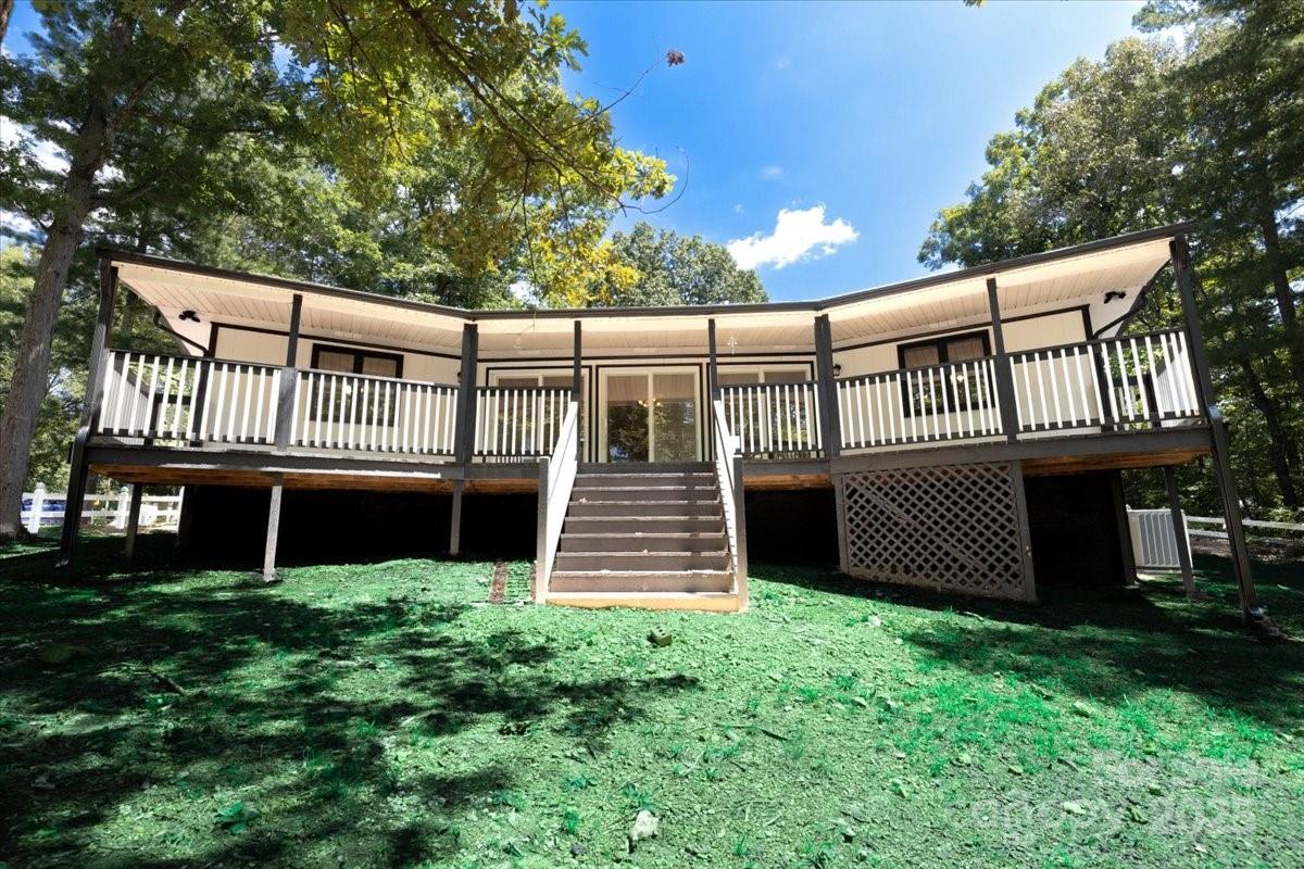 200 Lakeview Road Property Photo 3