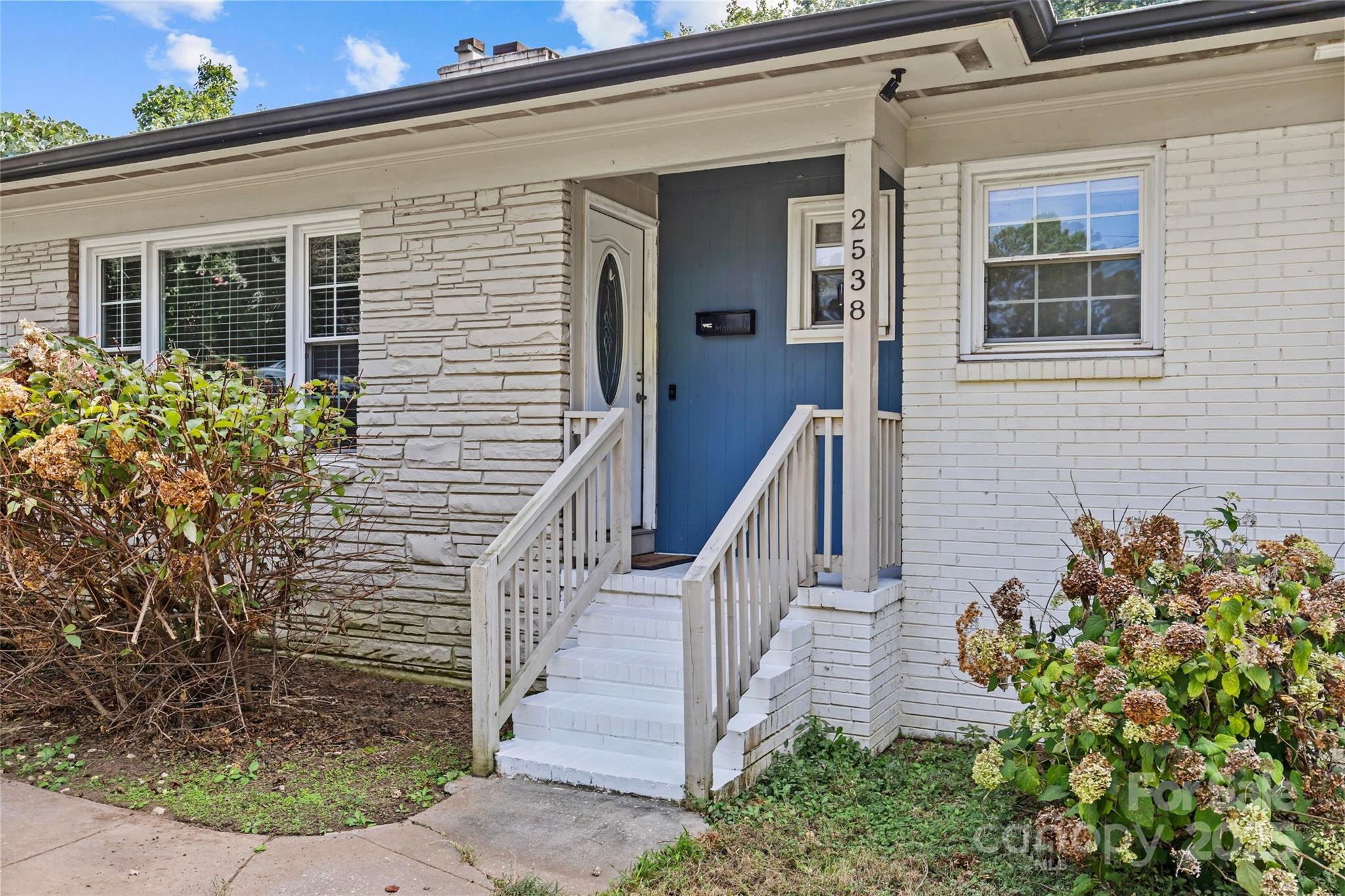 2538 Arnold Drive Property Photo 1