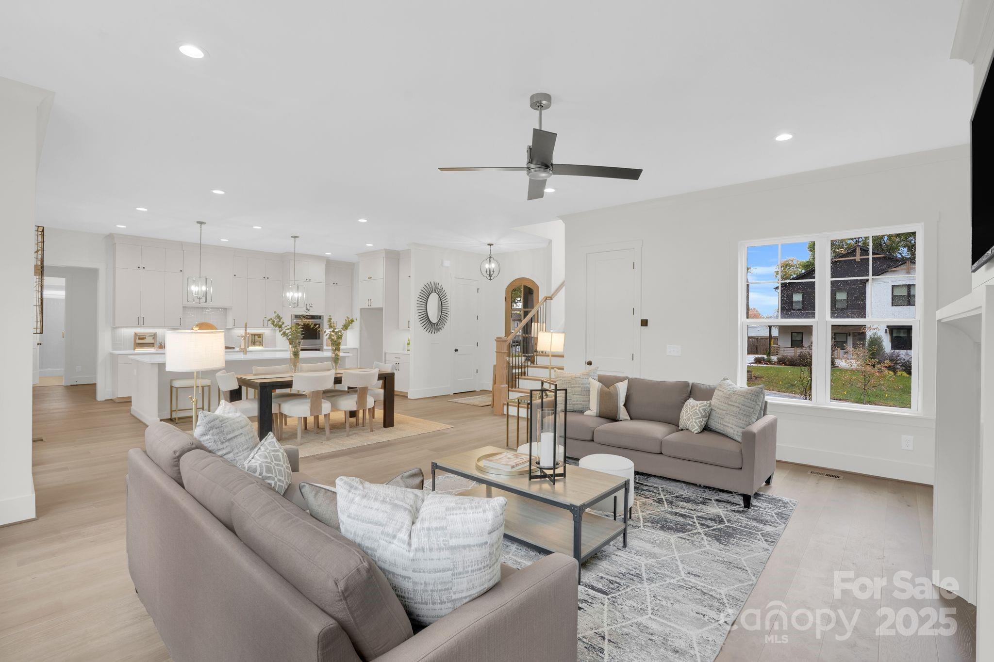 4918 Buckingham Drive Property Photo 17