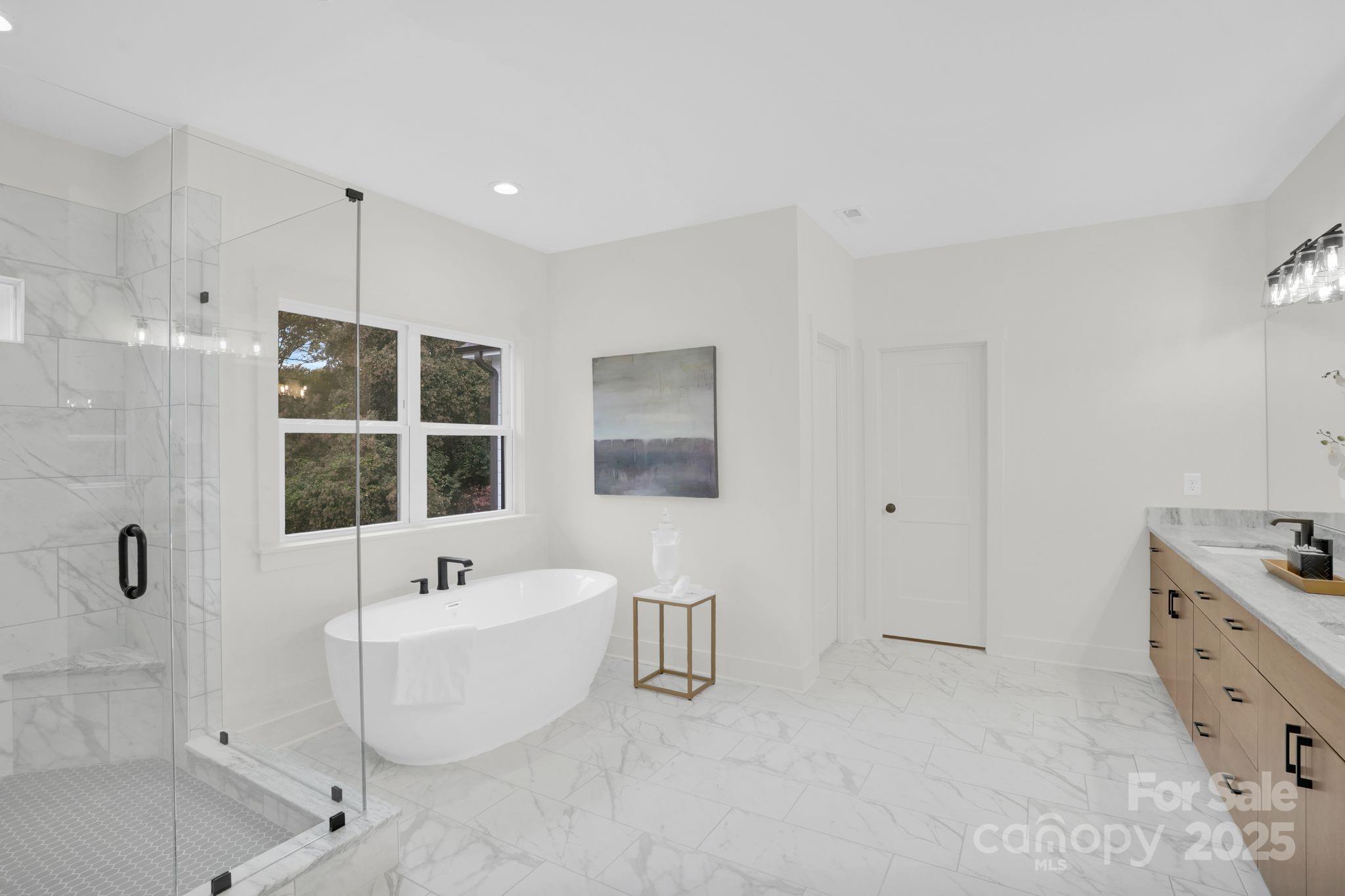 4918 Buckingham Drive Property Photo 25