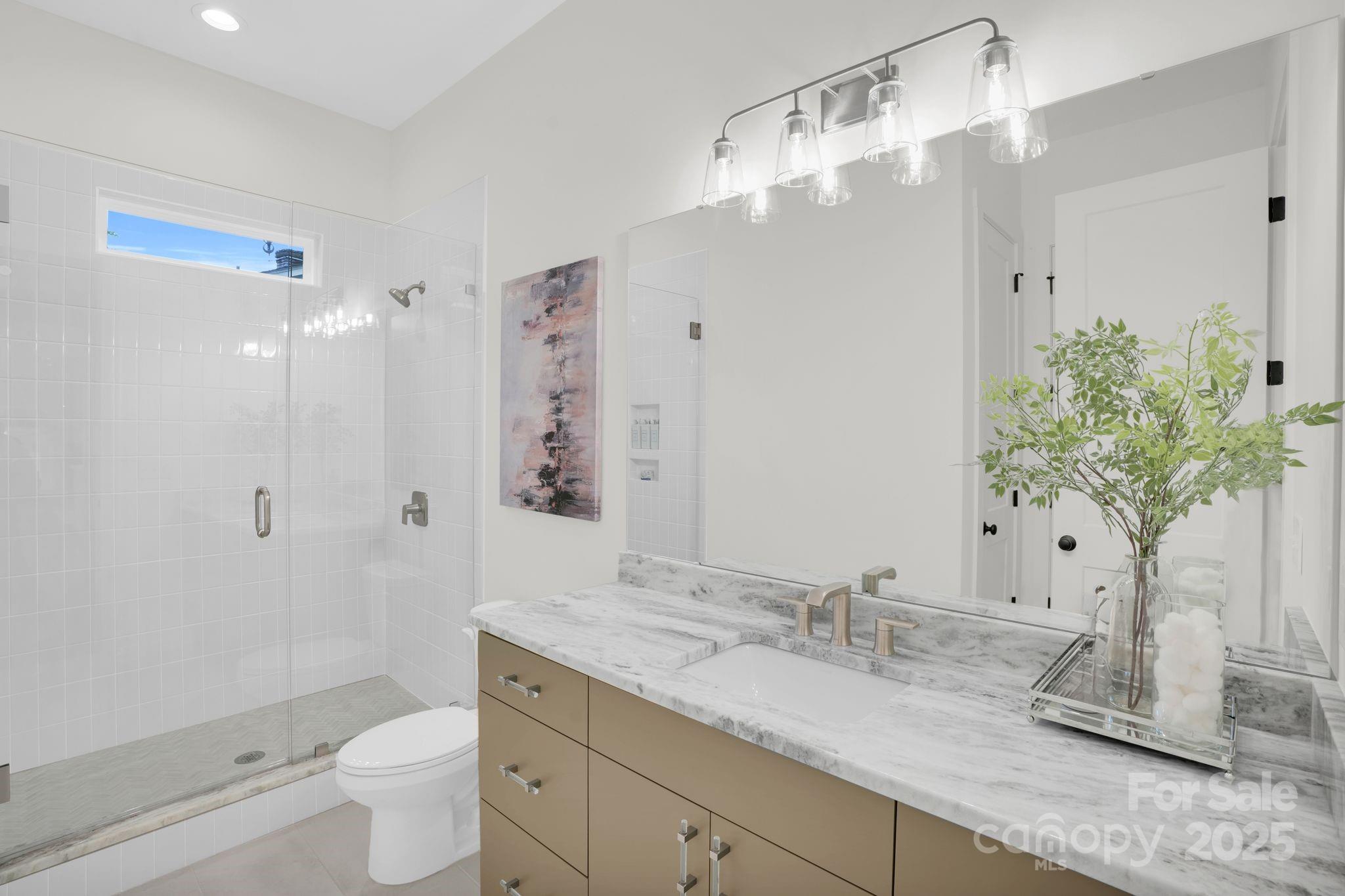 4918 Buckingham Drive Property Photo 31