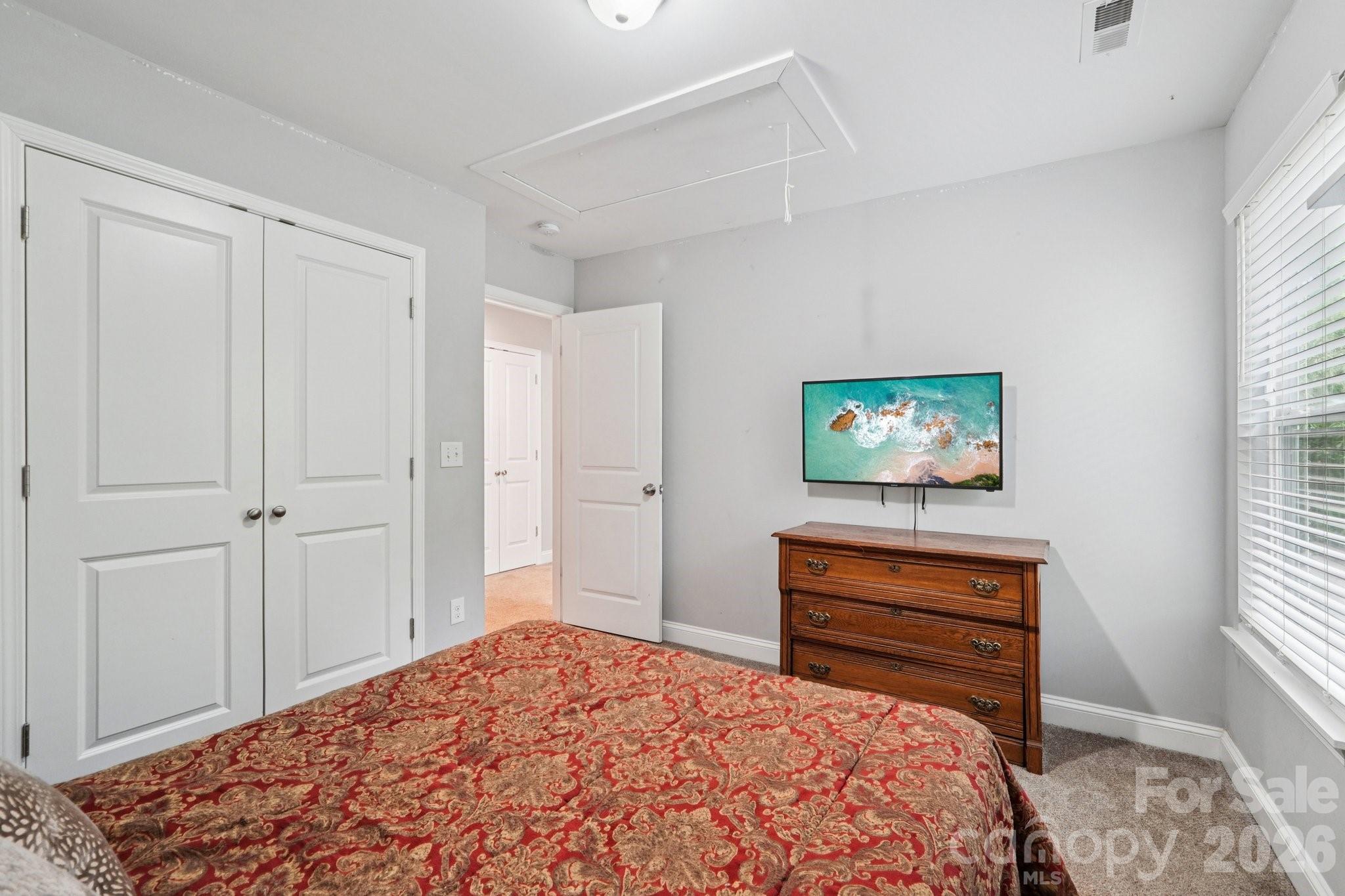 589 Newport Drive Property Photo 35