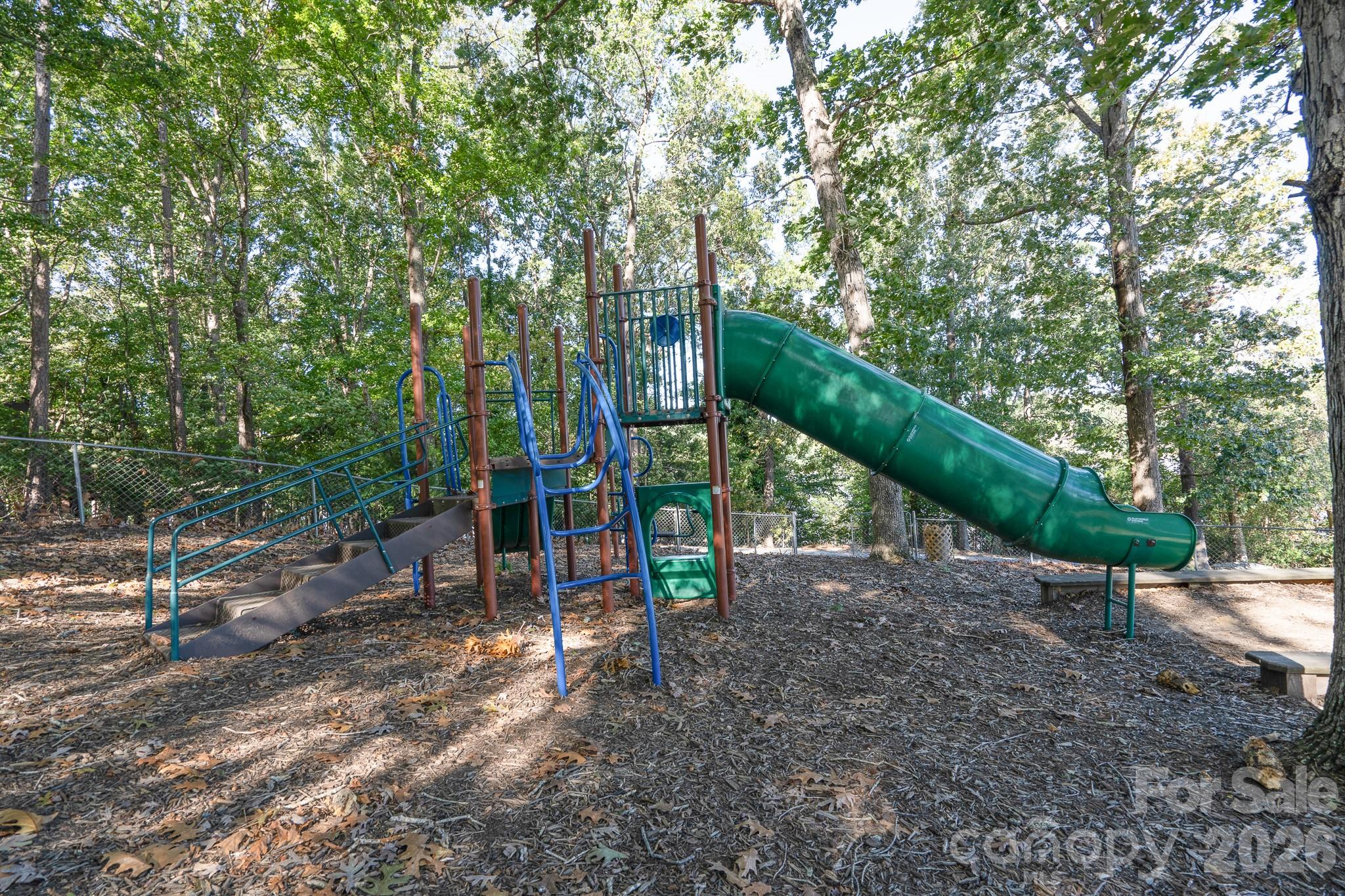 589 Newport Drive Property Photo 43