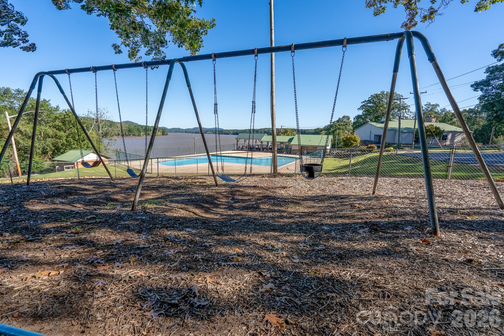 589 Newport Drive Property Photo 44