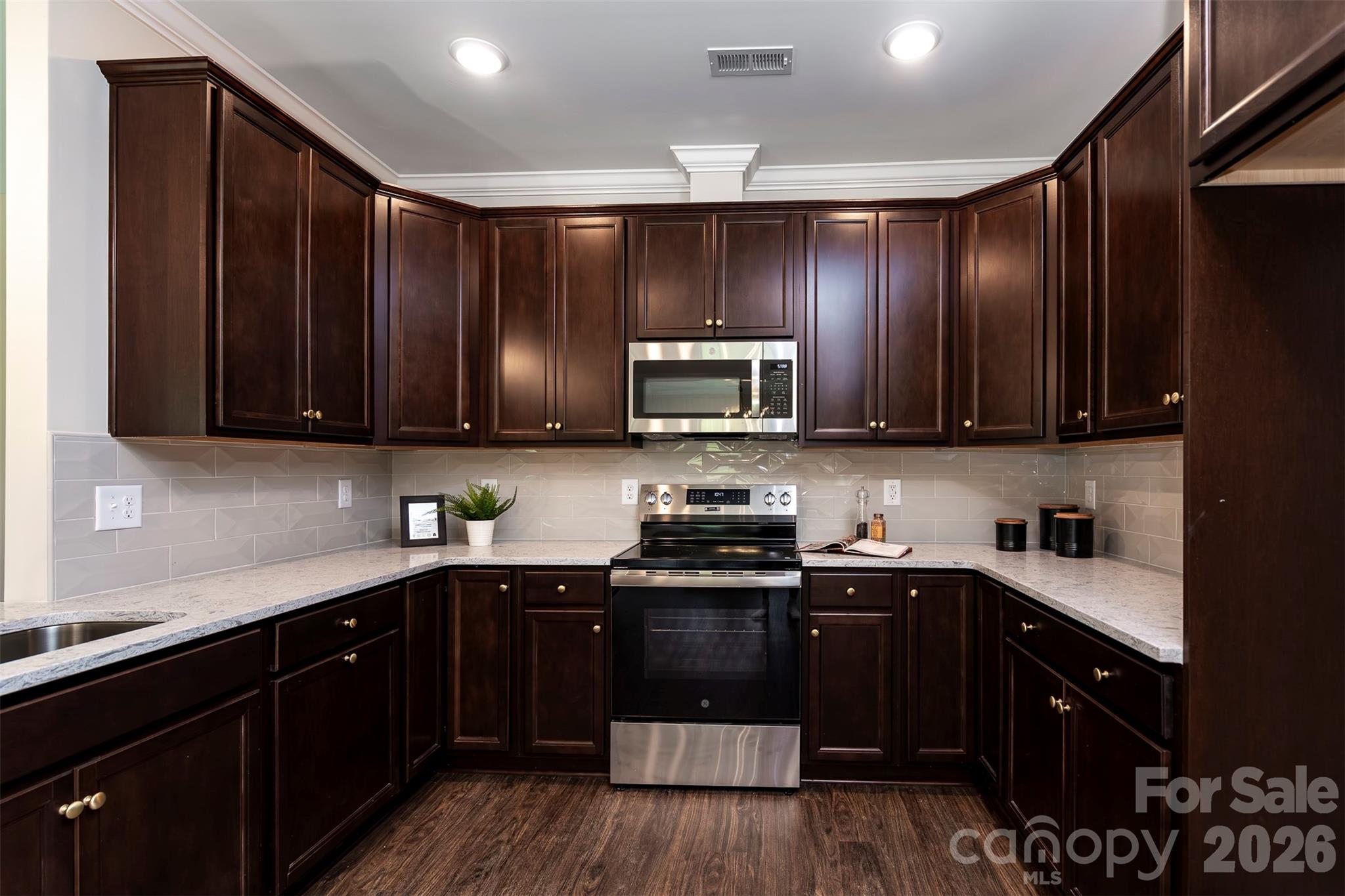 3030 Buffet Lane 49 Property Photo 18