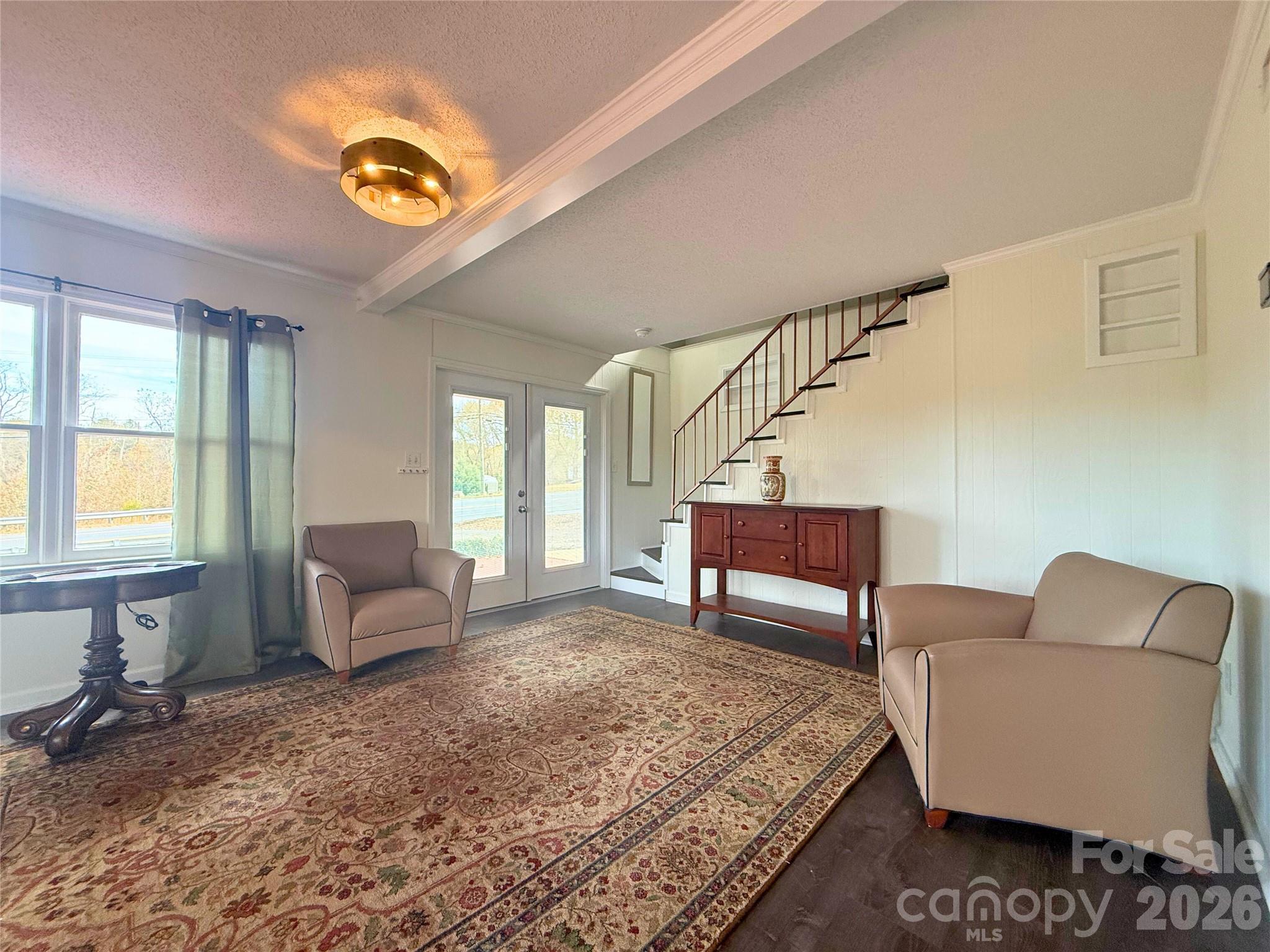 801 N Grove Street Property Photo 13