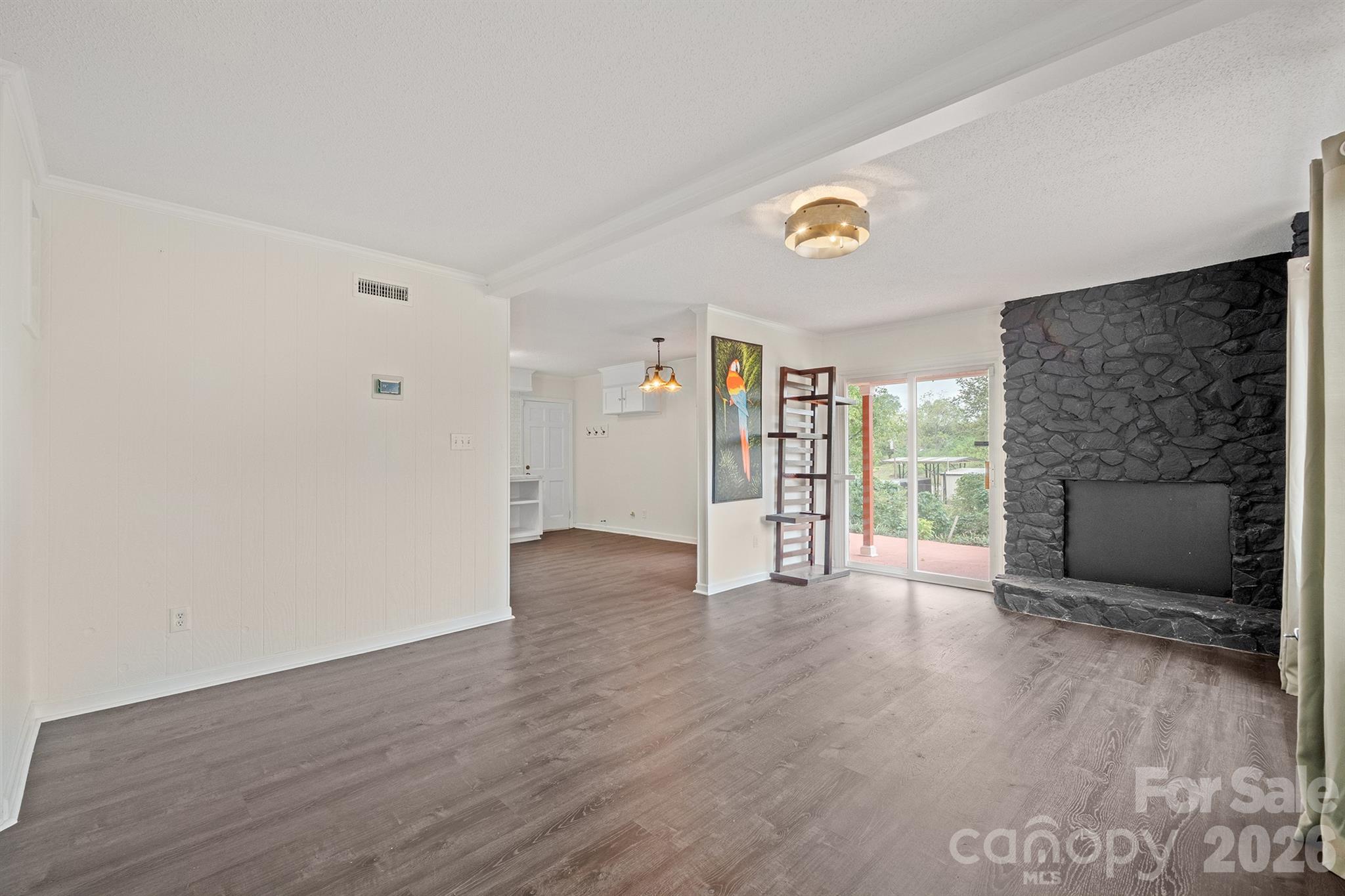 801 N Grove Street Property Photo 14