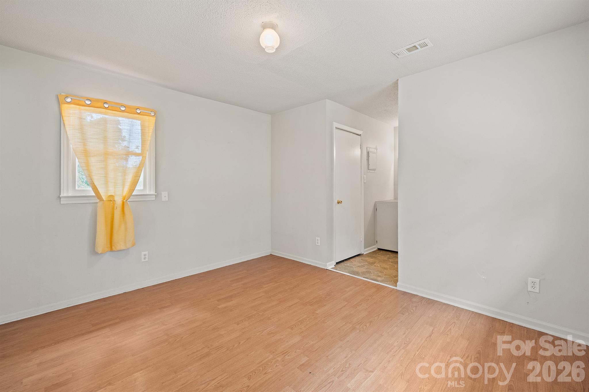 801 N Grove Street Property Photo 37