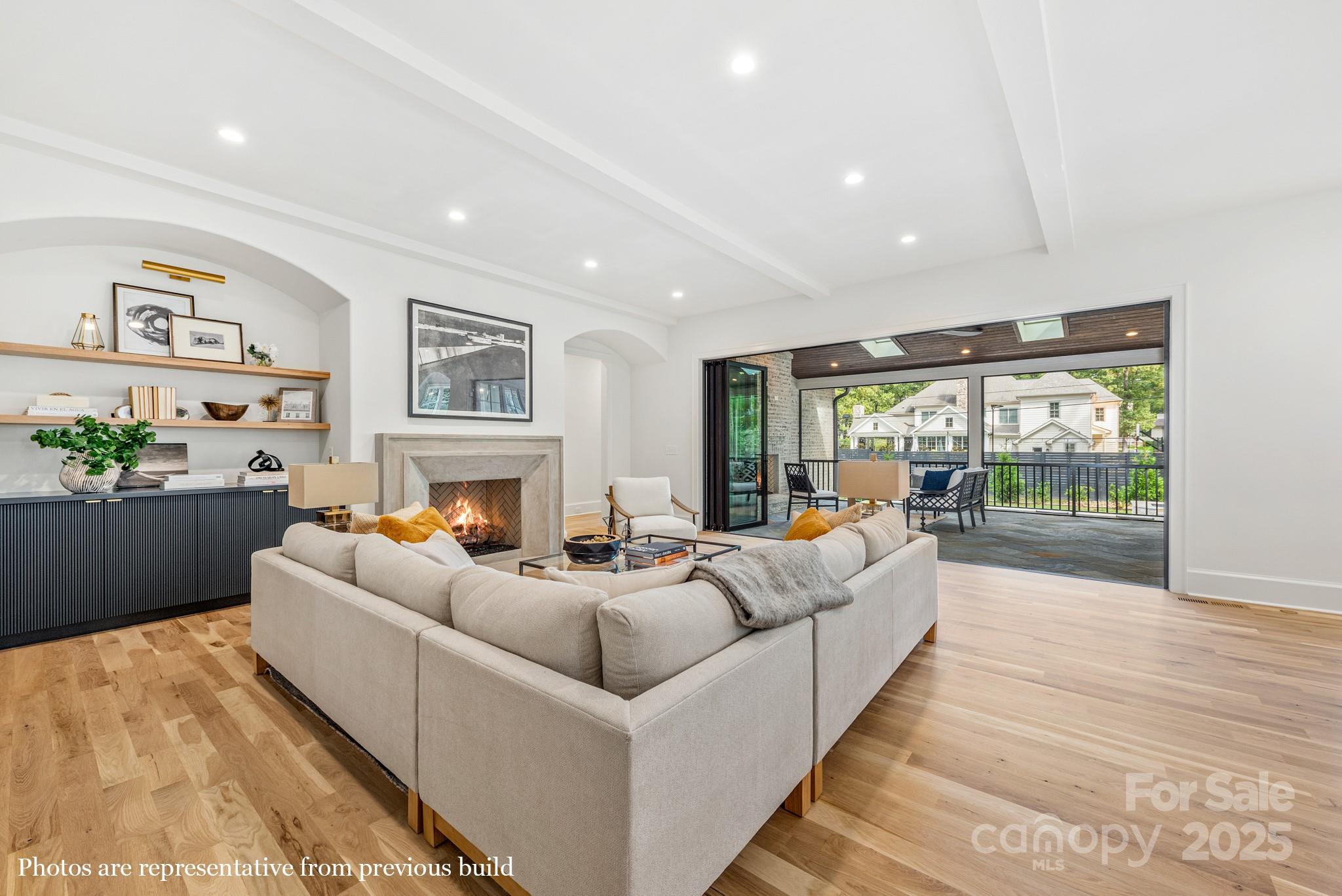 1020 Jefferson Drive Property Photo 5